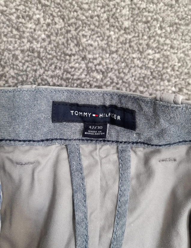 Tommy Hilfiger straight-leg chino pants in beige 42" image 5