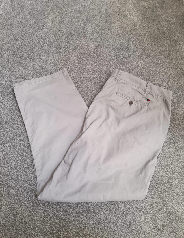 Tommy Hilfiger straight-leg chino pants in beige 42" image 8
