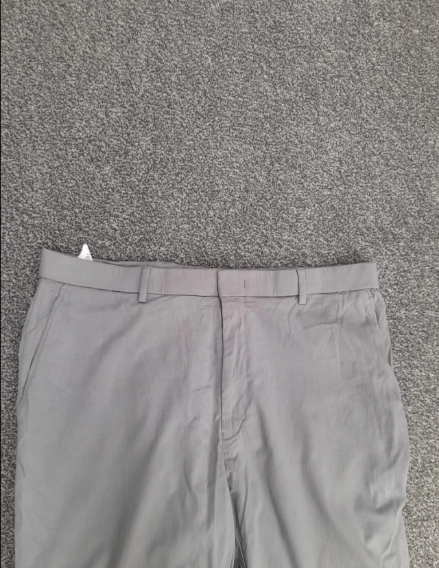 Grey Tommy Hilfiger Chino trousers in a men's size 36" image 6