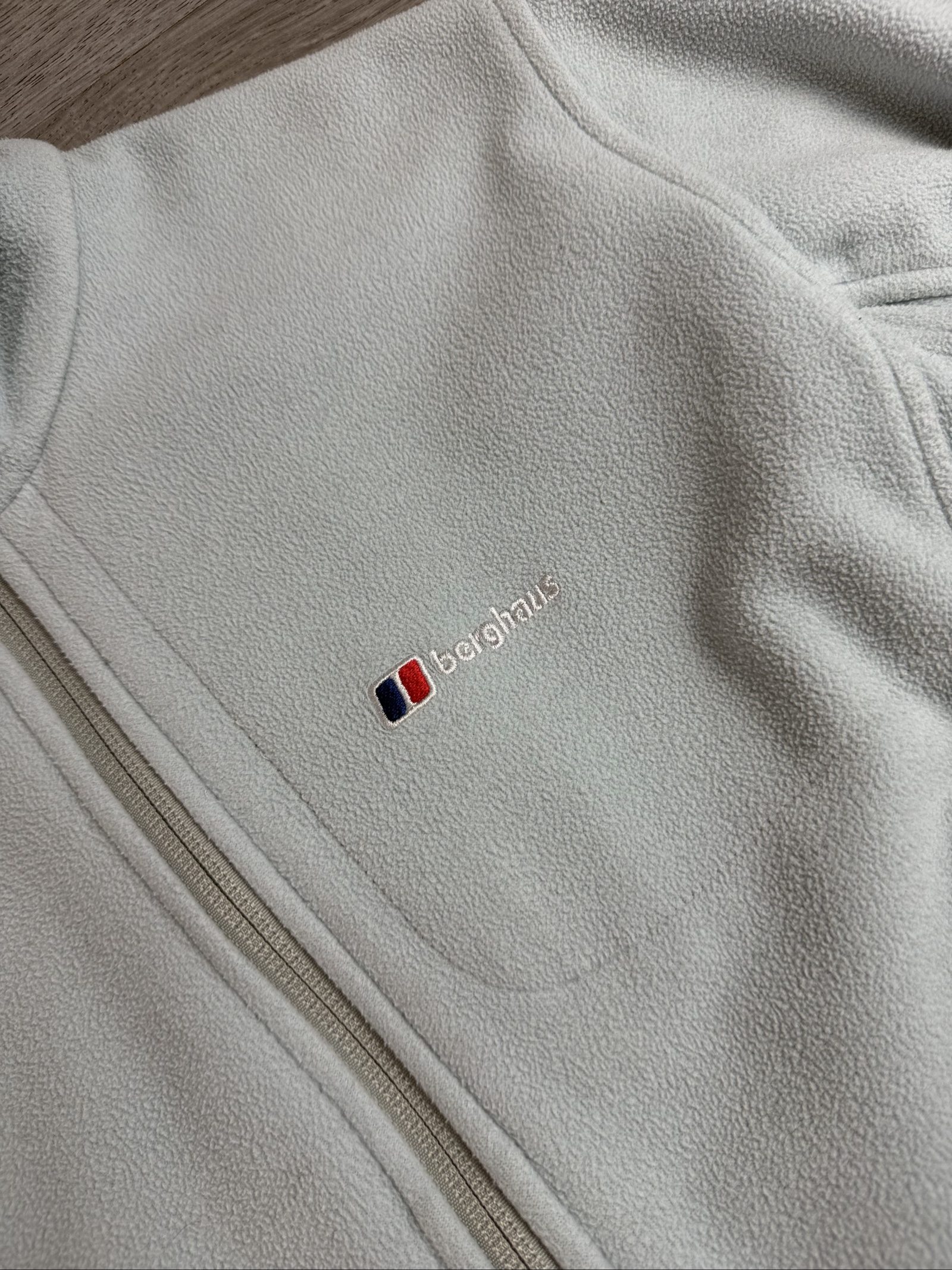 Berghaus Women's Light blue Windstopper Fleece Jacket Size 8 image 3