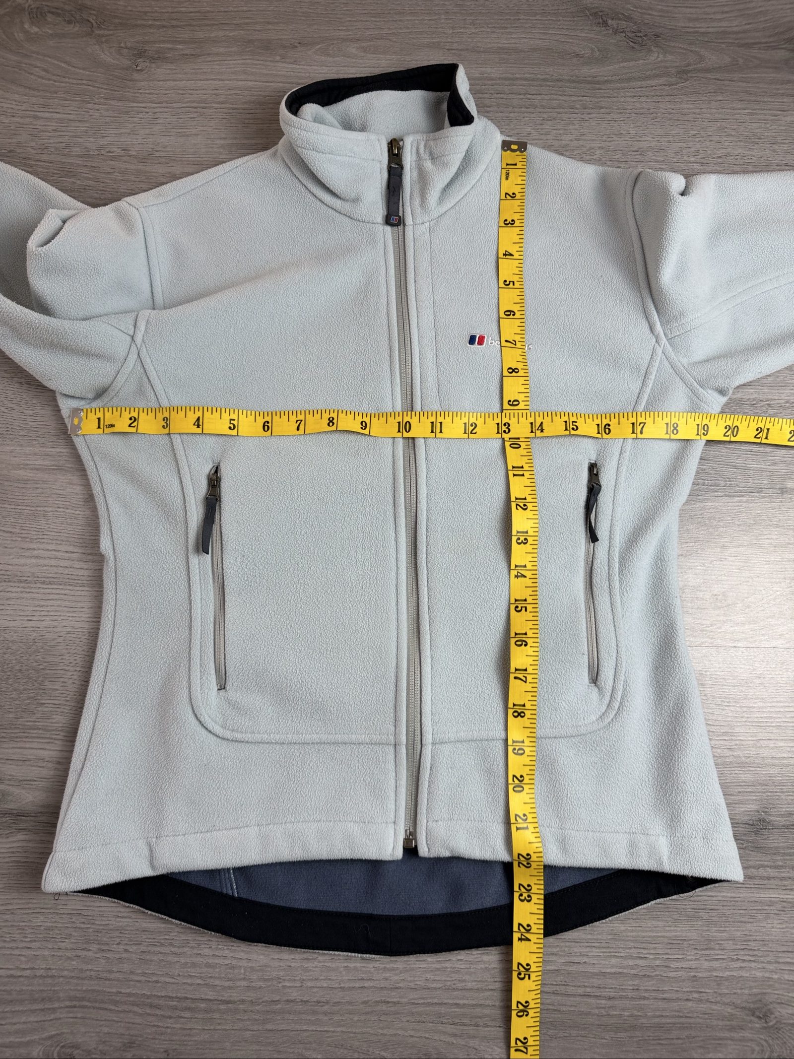 Berghaus Women's Light blue Windstopper Fleece Jacket Size 8 image 5