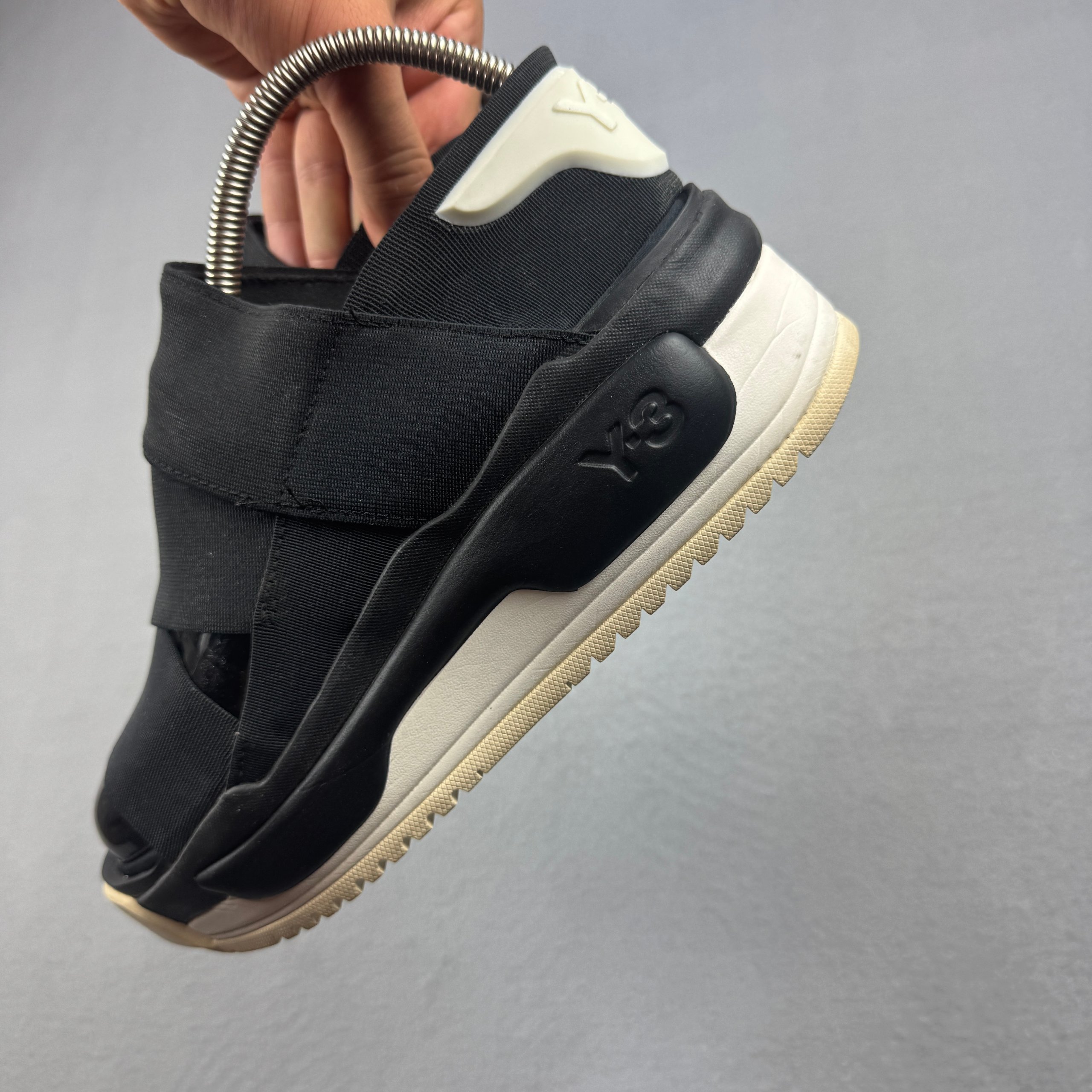 Women`s Adidas Y-3 Yohji Yamamoto Black & White Strap Hokori Sneakers Size 39 / 24cm image 6