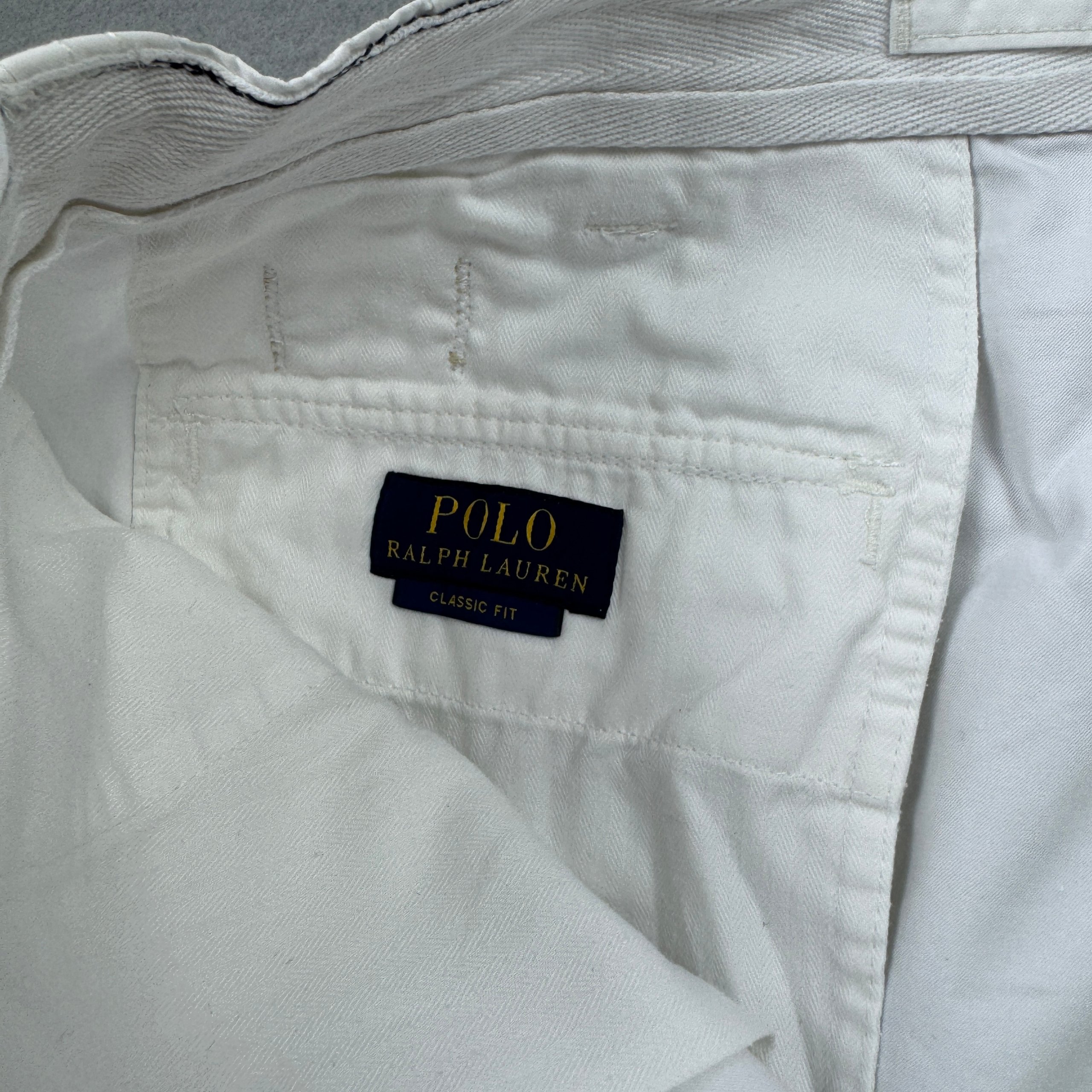 Men`s Polo Ralph Lauren White Cargo Shorts Size 30 image 7