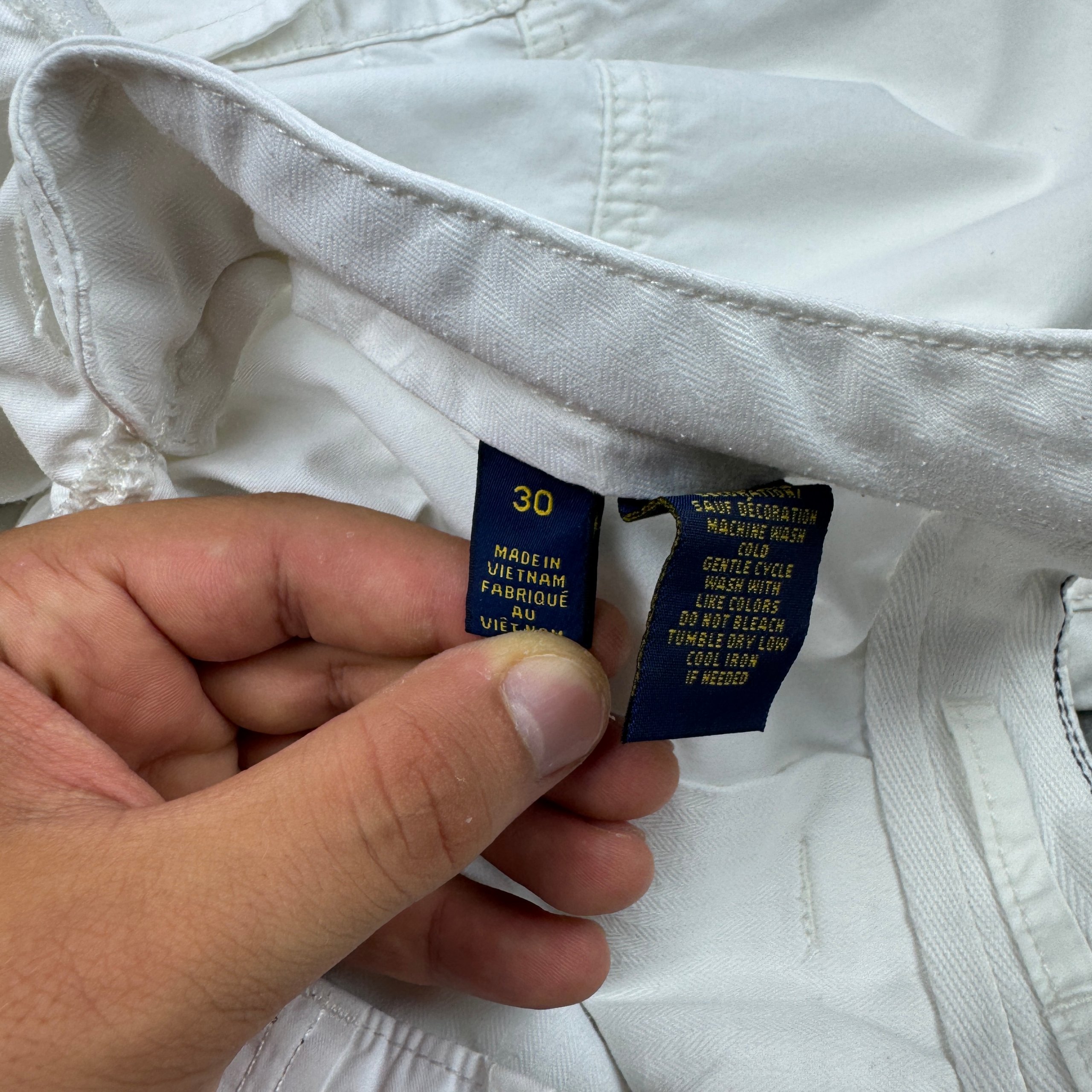Men`s Polo Ralph Lauren White Cargo Shorts Size 30 image 8