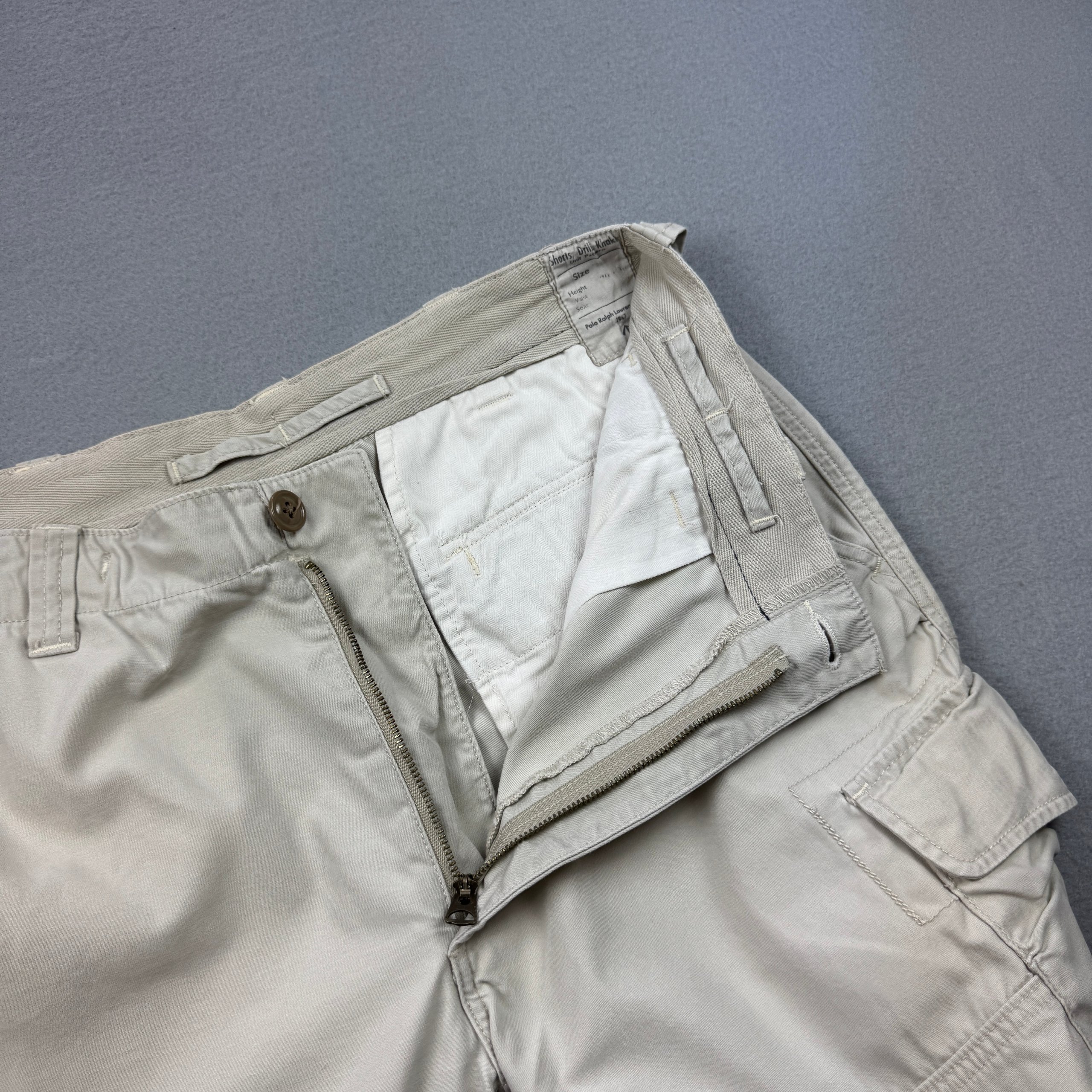 Men`s Polo Ralph Lauren Classic Fit Beige Cargo Shorts Size 32 image 5