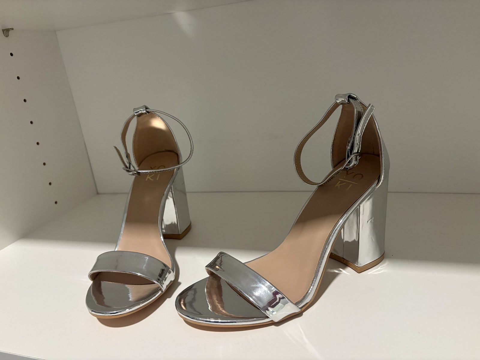 Qupid Women's Silver Patent Block Heel Sandals Size 9