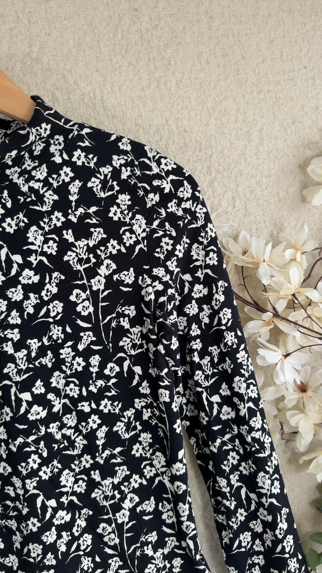 M&S Black & White Floral Print Long Sleeve Top UK 8 Cotton Blend image 3