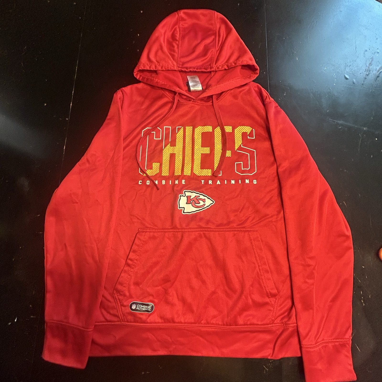 NFL Kansas City Chiefs Red Men's Hoodie Medium Combine Training