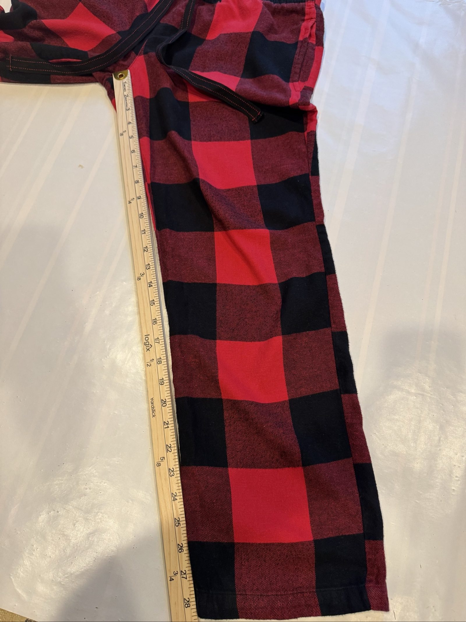 Hanes Men's Red & Black Plaid Flannel Lounge Pants Medium image 3
