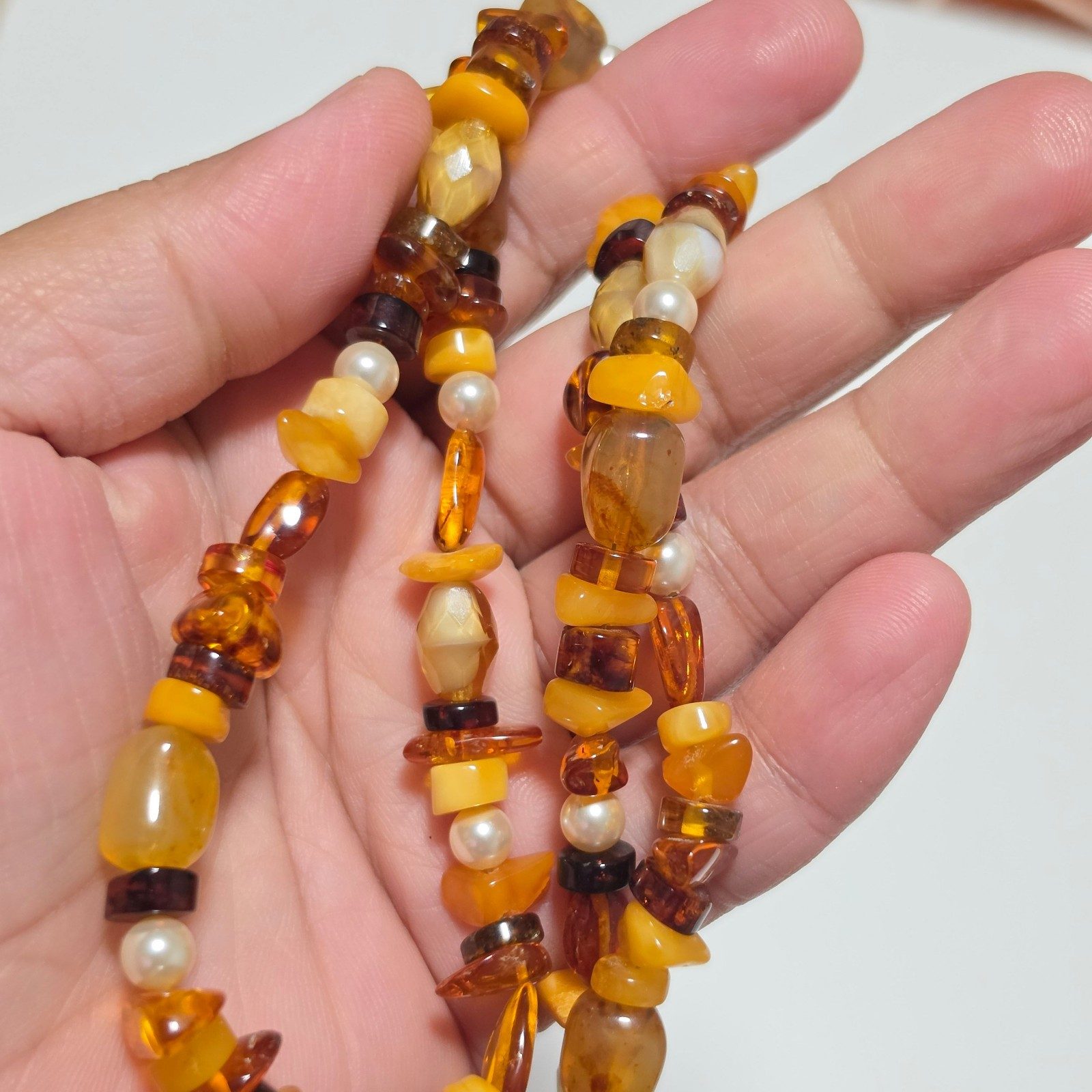 Amber & Pearl Bead Necklace.b6 image 5