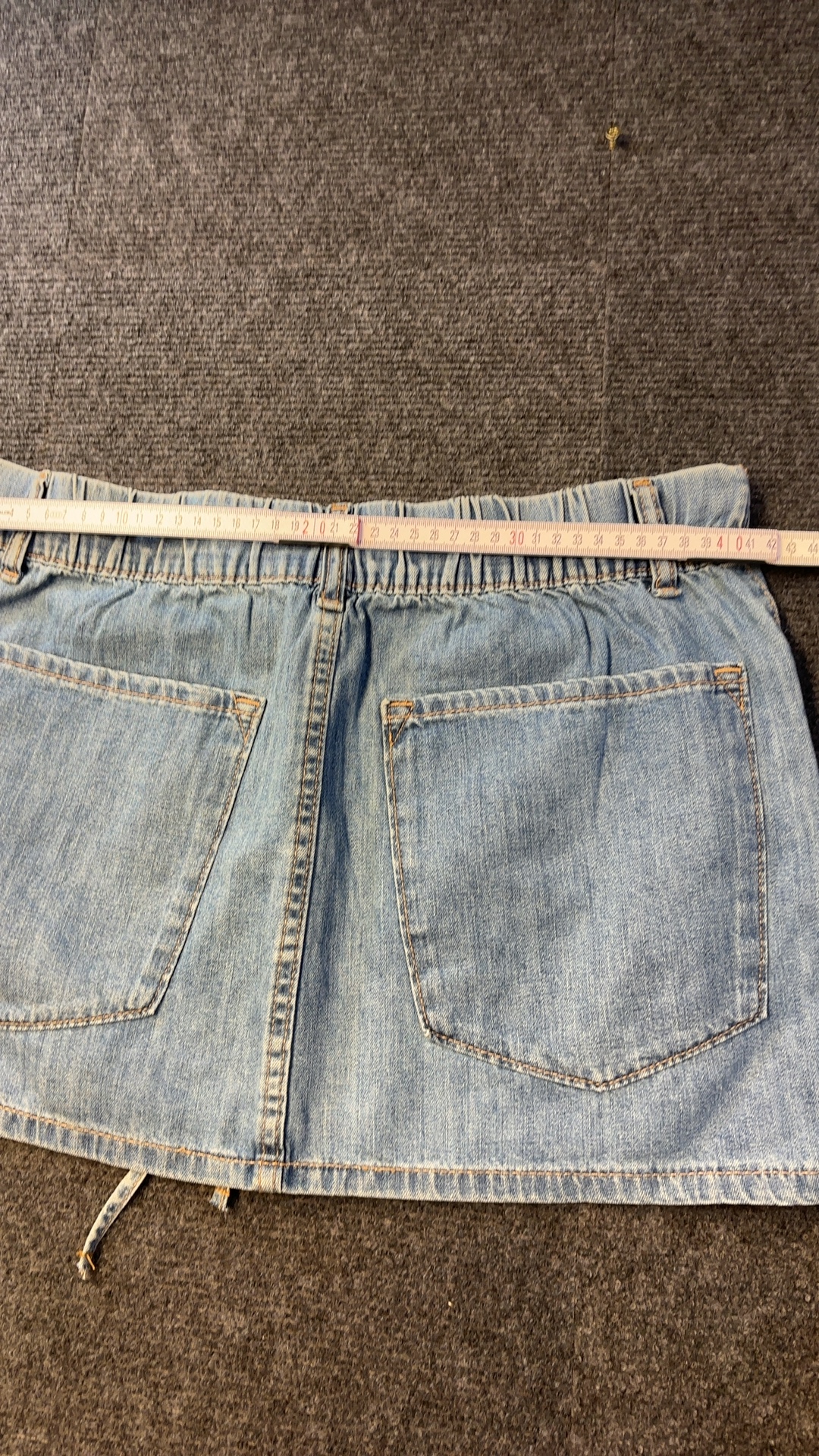 Zara Light Blue Denim Skirt Medium 28 Relaxed Fit excellent condition image 5