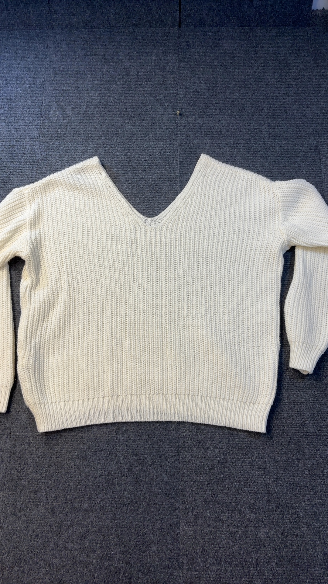 Lipsy White V-Neck Acrylic Knitted Jumper Medium