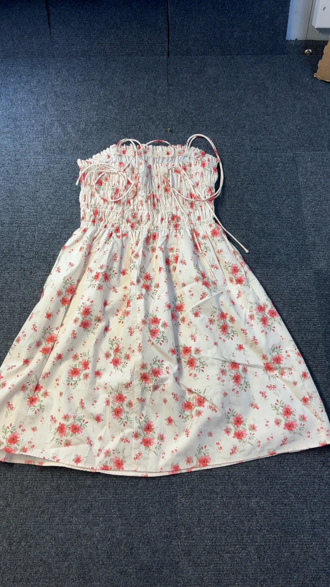 H&M Divided Women's White & Pink Floral Cotton Dress Small excellent condition
