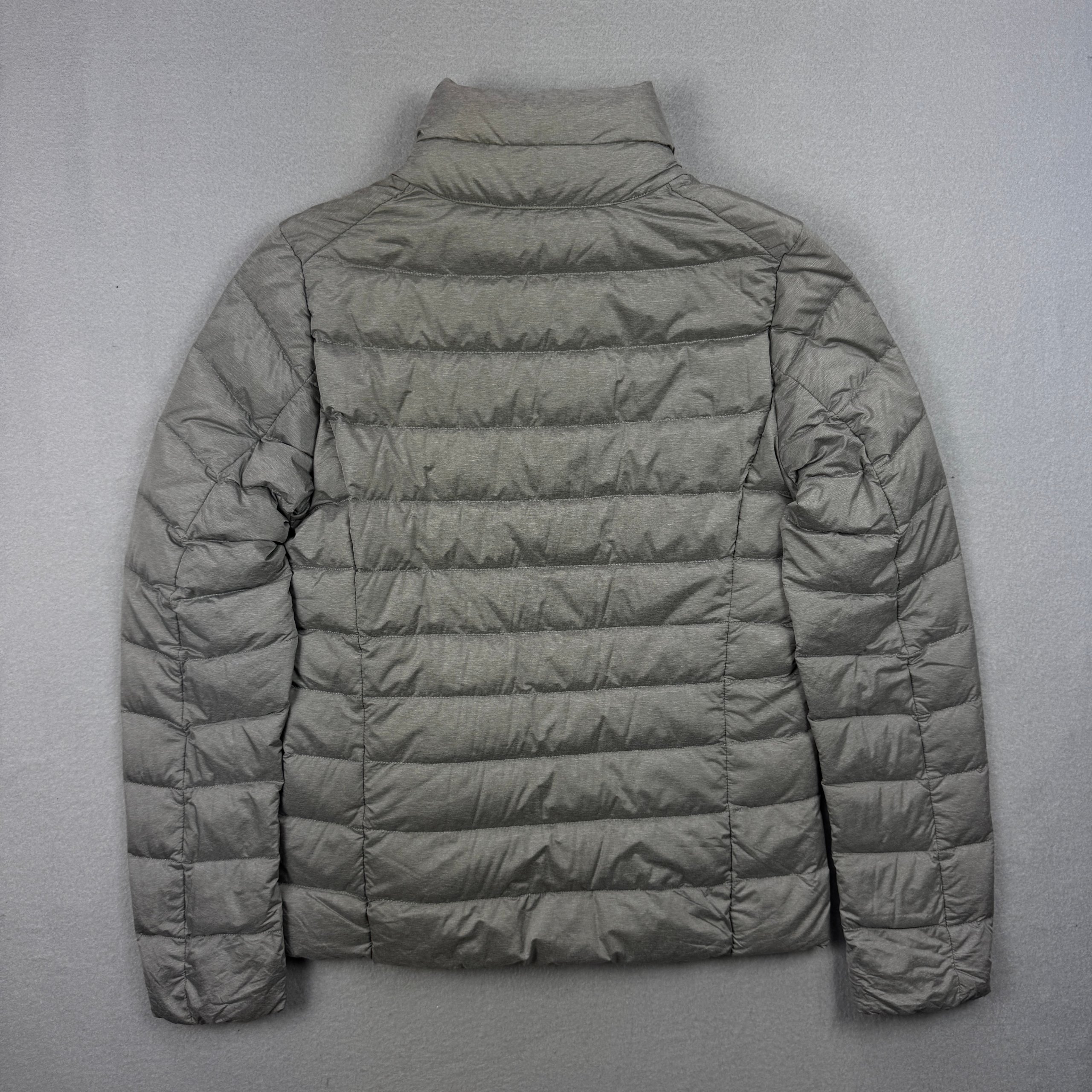 Women`s Uniqlo Grey Packable Down Jacket Lightweight Warm Size XS image 5