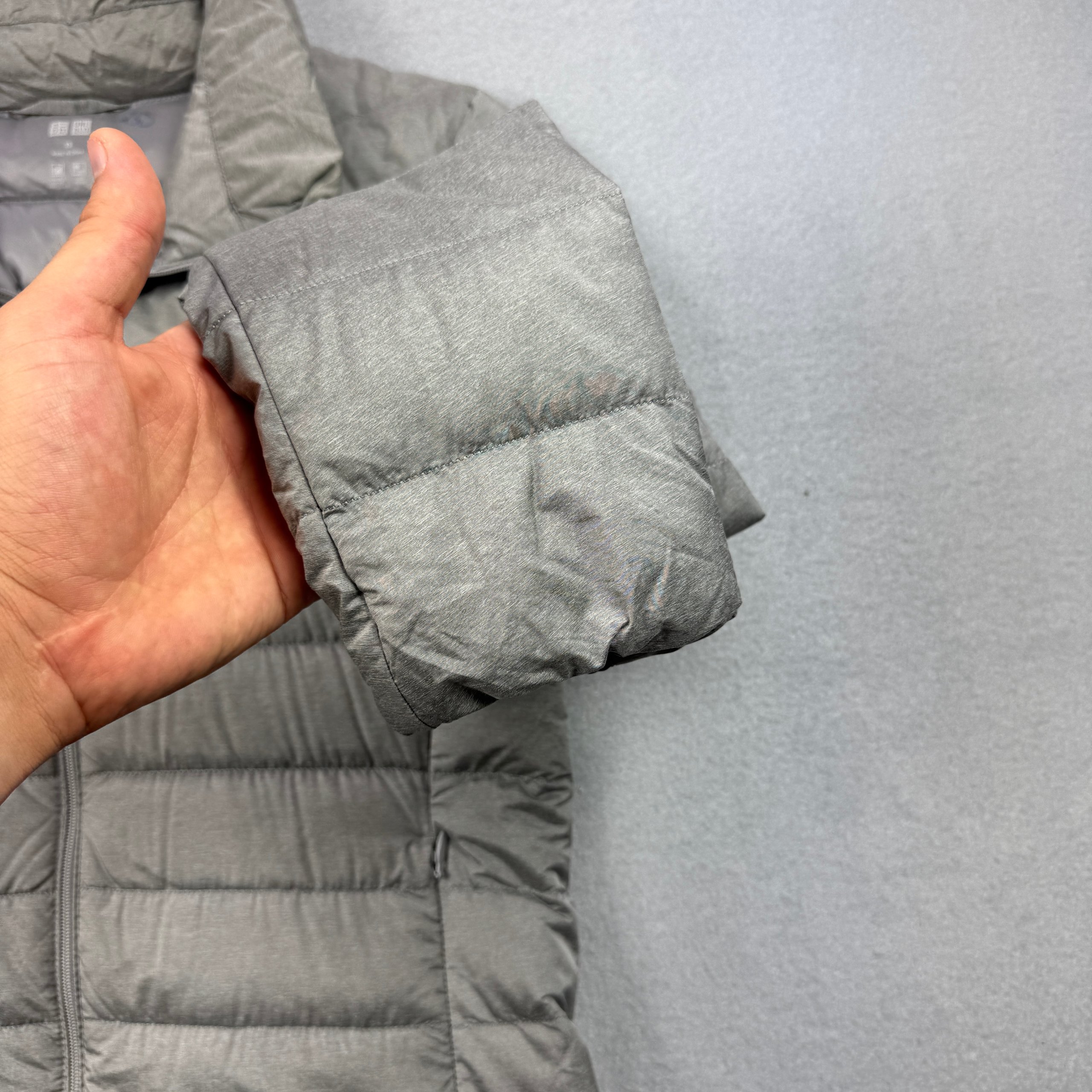Women`s Uniqlo Grey Packable Down Jacket Lightweight Warm Size XS image 7