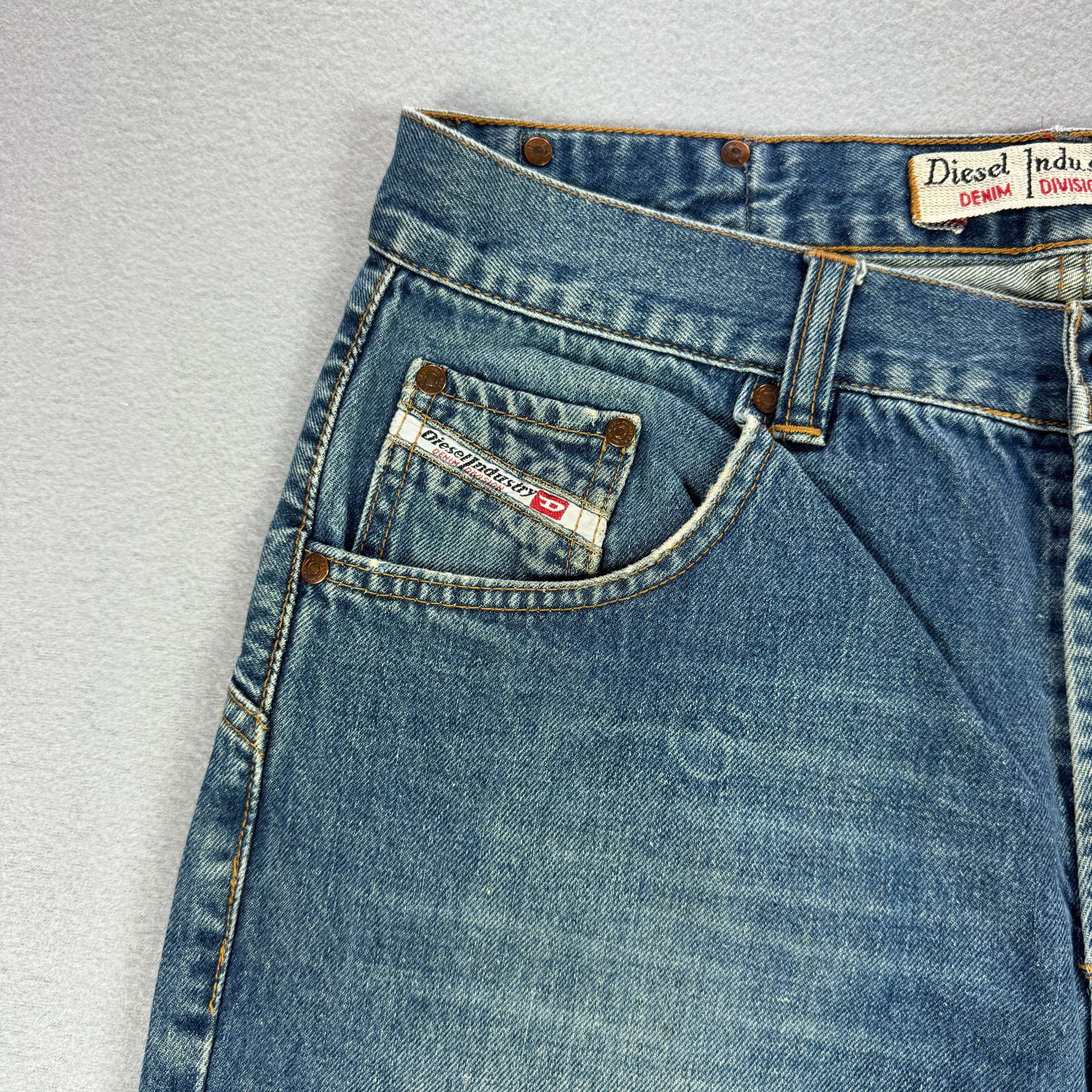 Vintage Diesel Blue Denim Straight Fit Jeans Men's Size 33 image 8