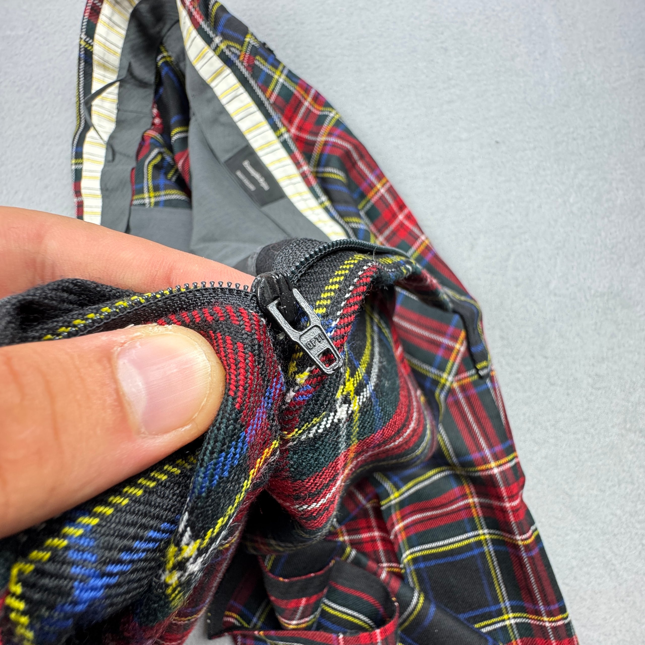 Men`s Ermenegildo Zegna Red Black Tartan Pattern Casual Wool Trousers Size 54R / XL image 9