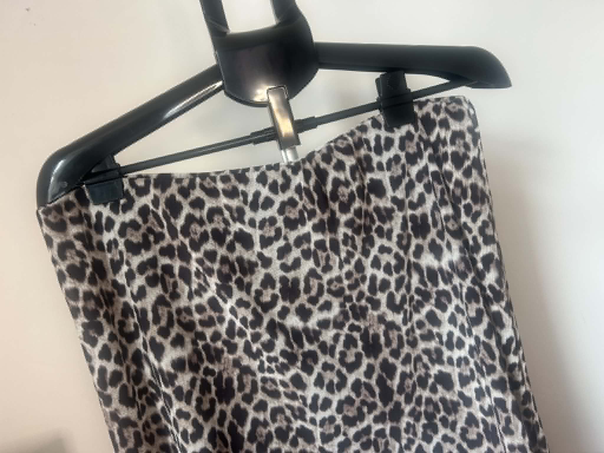 Women's Leopard Print double layer chiffon mesh Slip maxi skirt 17" waist image 2