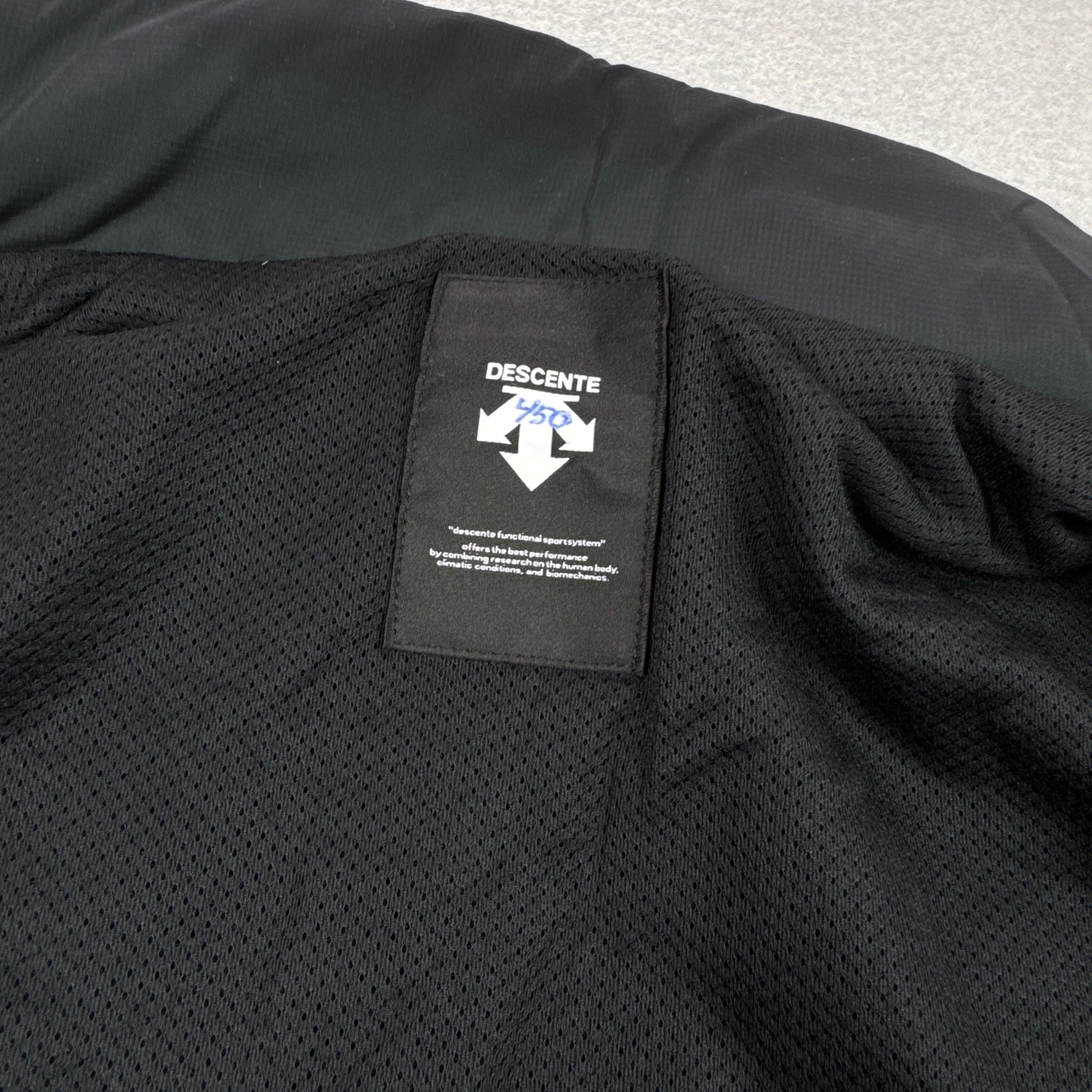 Descente Techwear Black Long Coat Men's Large Water-Resistant Size L image 8