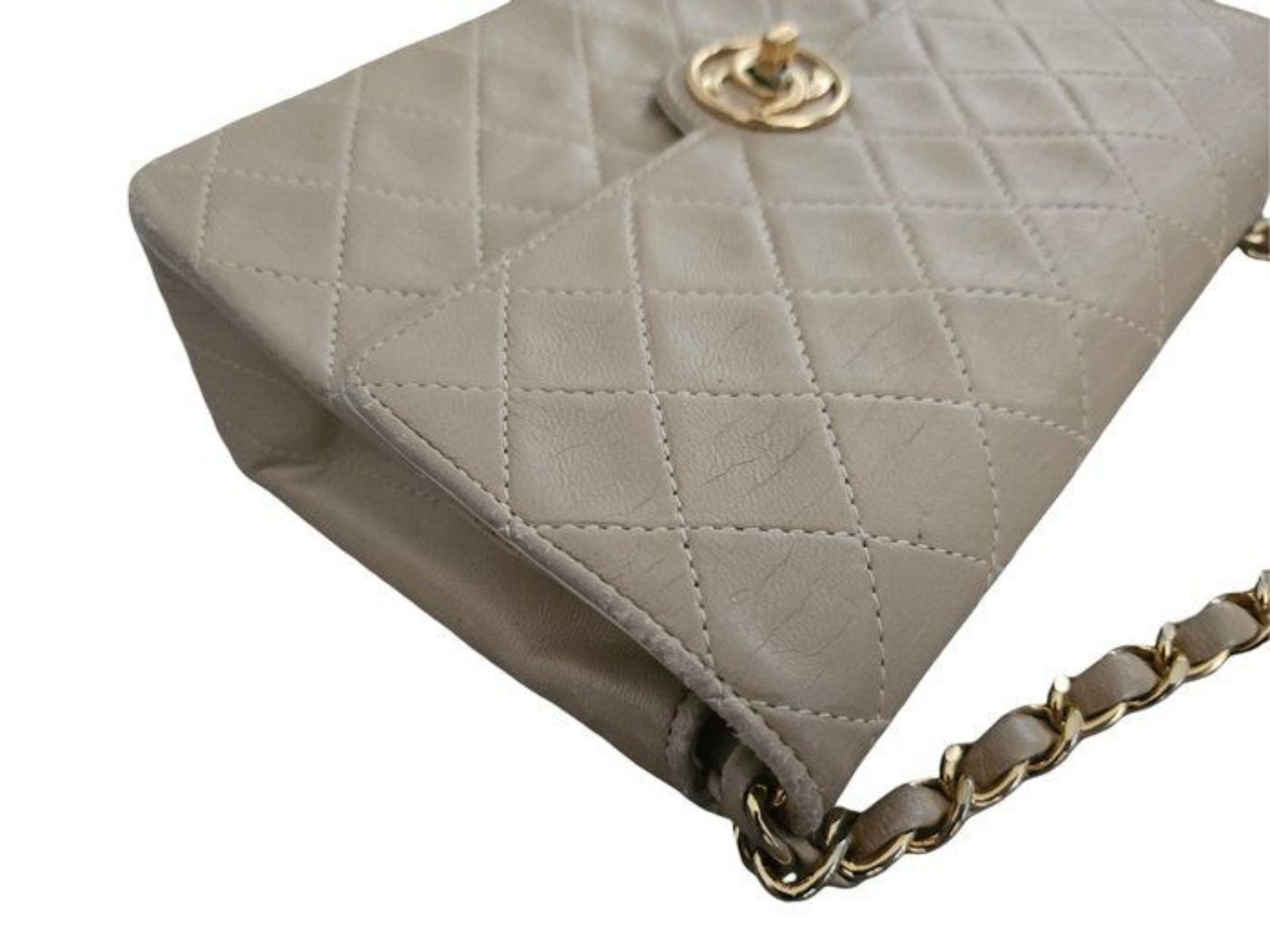Chanel Beige Quilted Leather Flap Bag Medium image 8