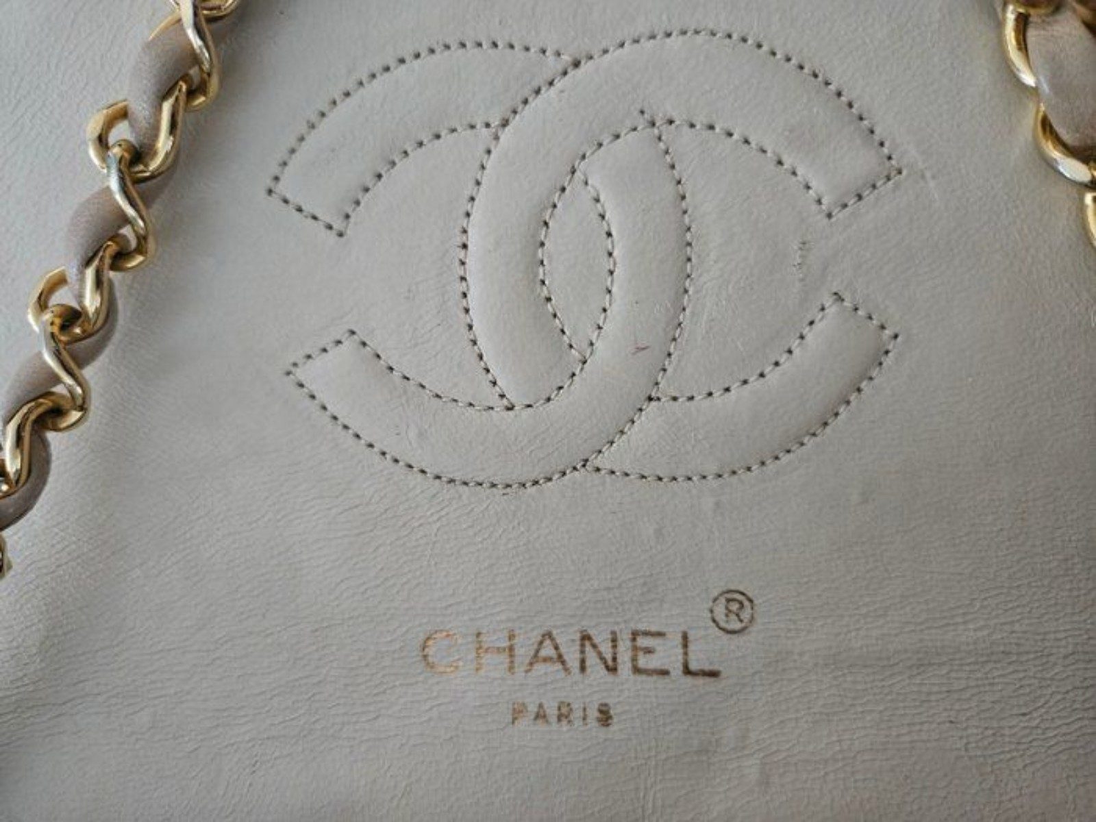 Chanel Beige Quilted Leather Flap Bag Medium image 10