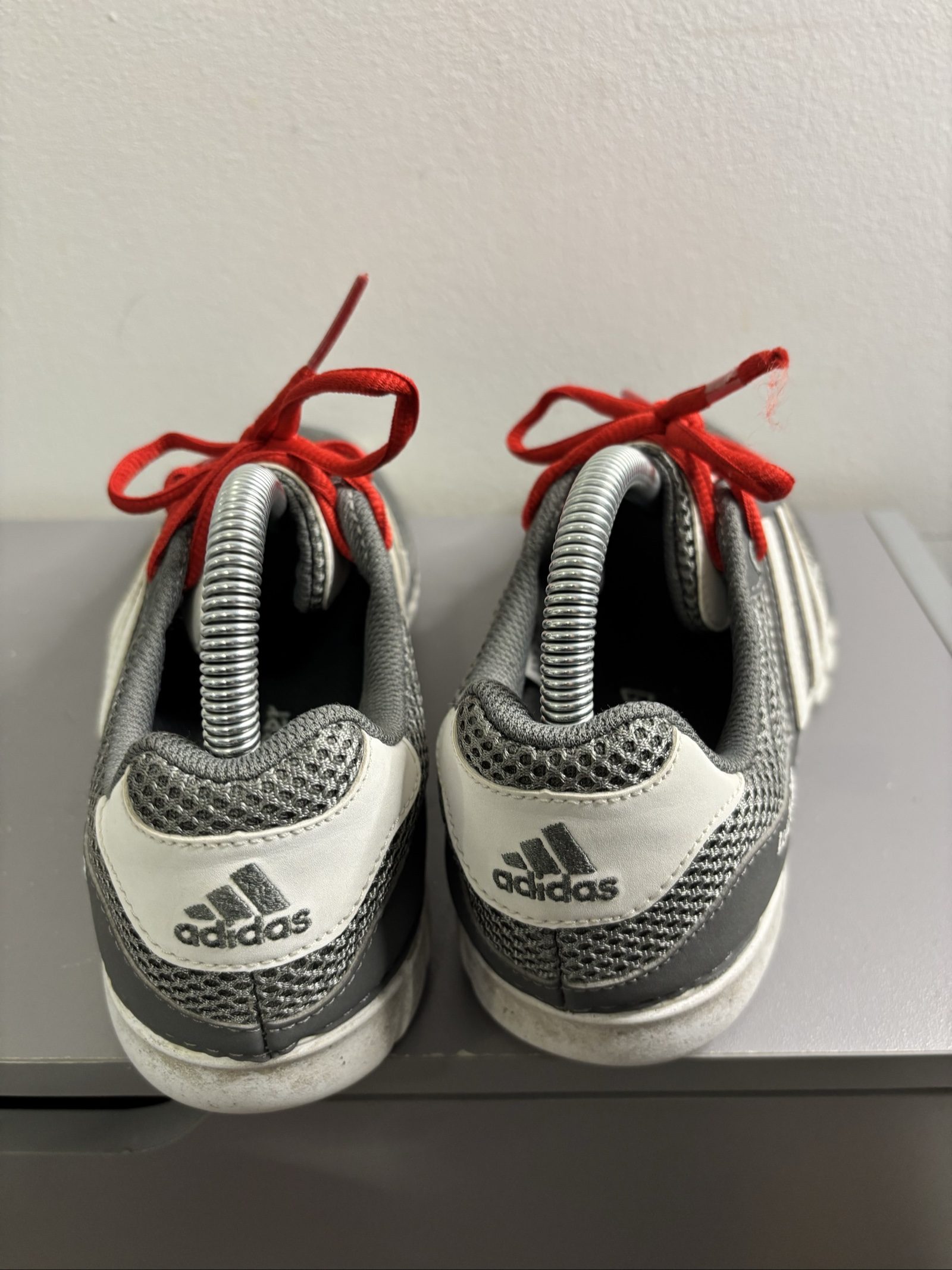 Adidas Grey & White London 2012 Trainers Red Laces UK6 image 4