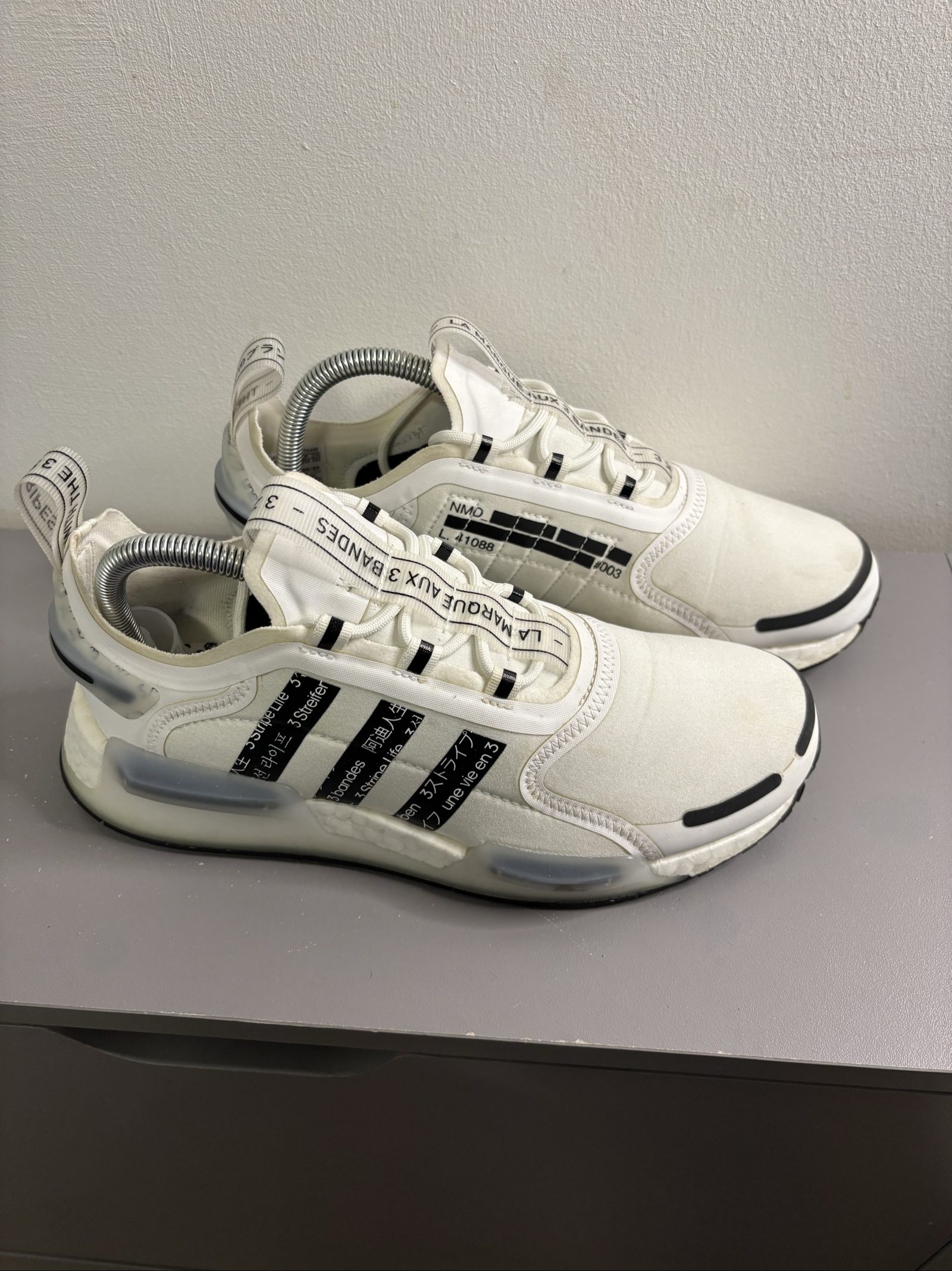 Adidas White NMD R1 V3 Sneakers UK6.5 with Boost Sole image 2