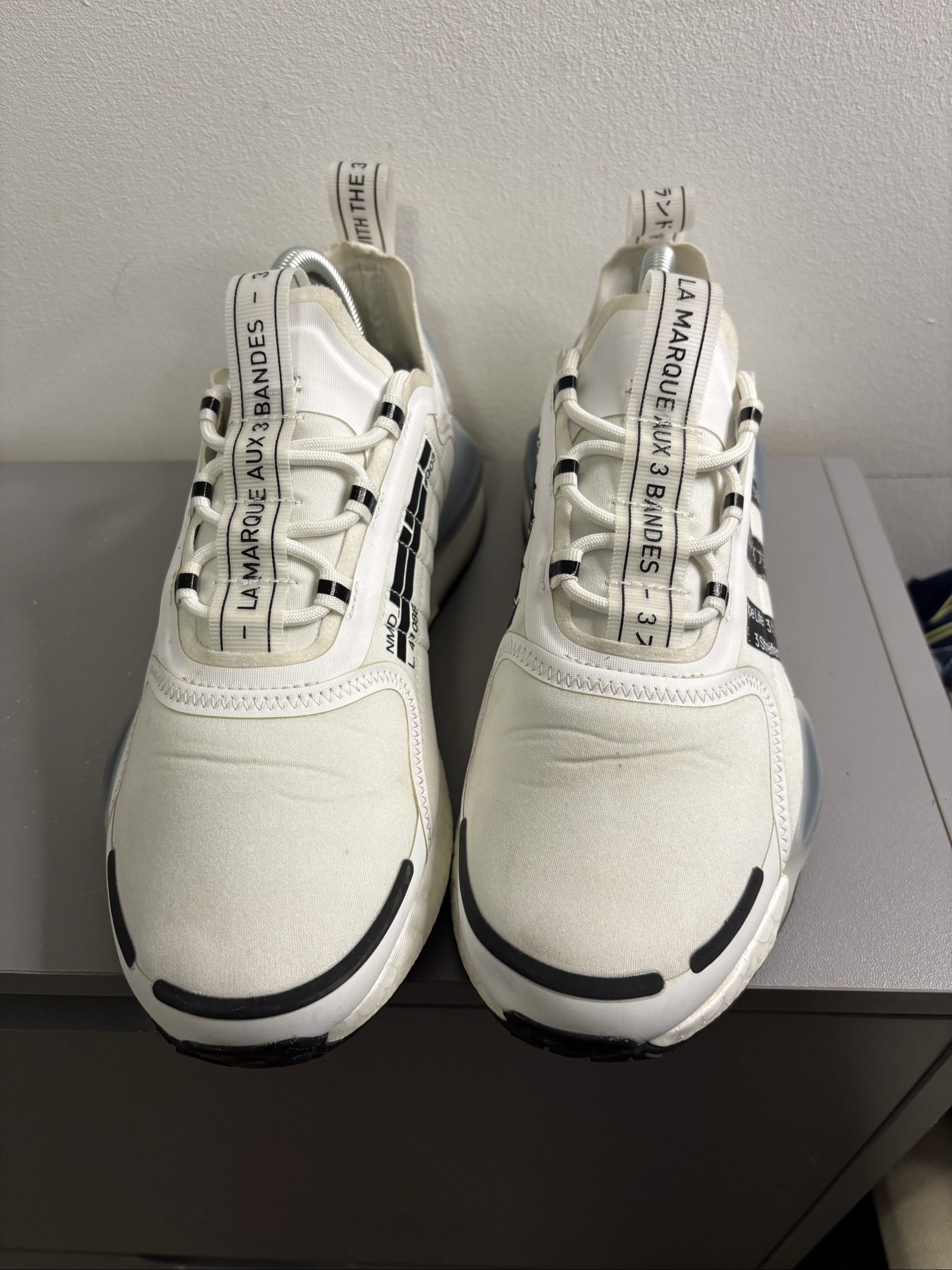 Adidas White NMD R1 V3 Sneakers UK6.5 with Boost Sole image 3