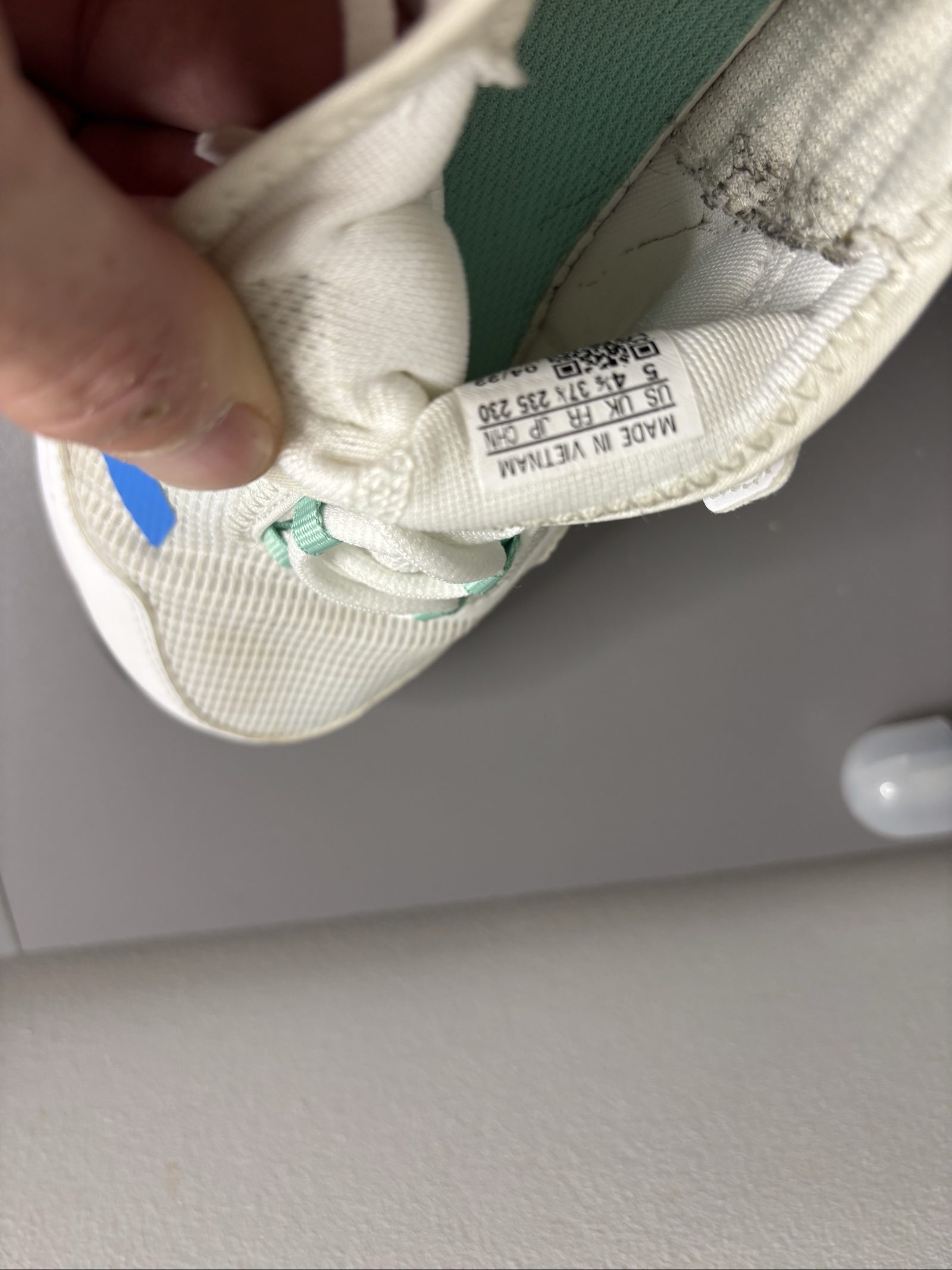 Adidas White & Blue Adizero Ubersonic Trainers UK 4.5 image 6