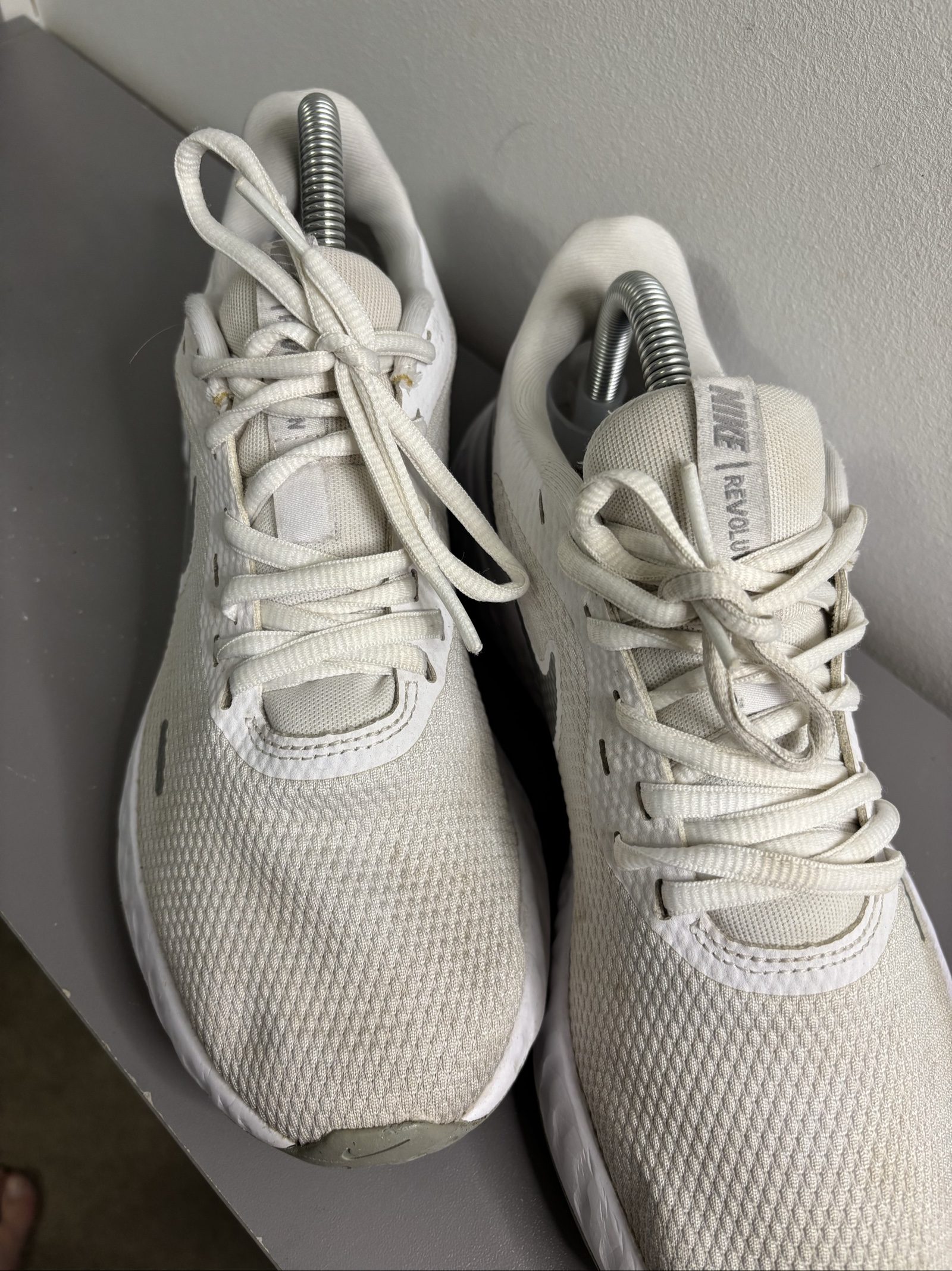 Nike White & Grey Running Trainers uk6.5 image 2