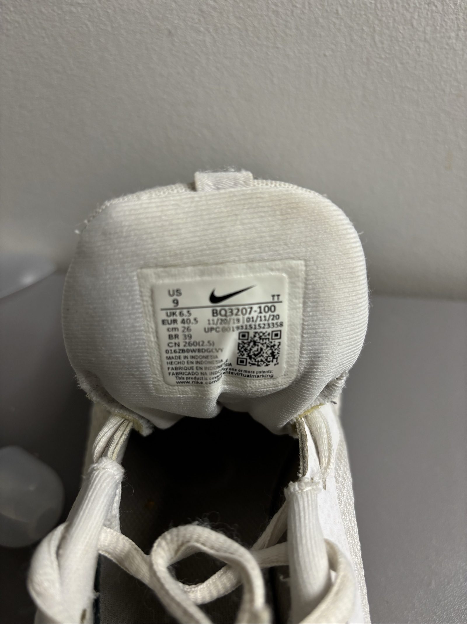 Nike White & Grey Running Trainers uk6.5 image 5