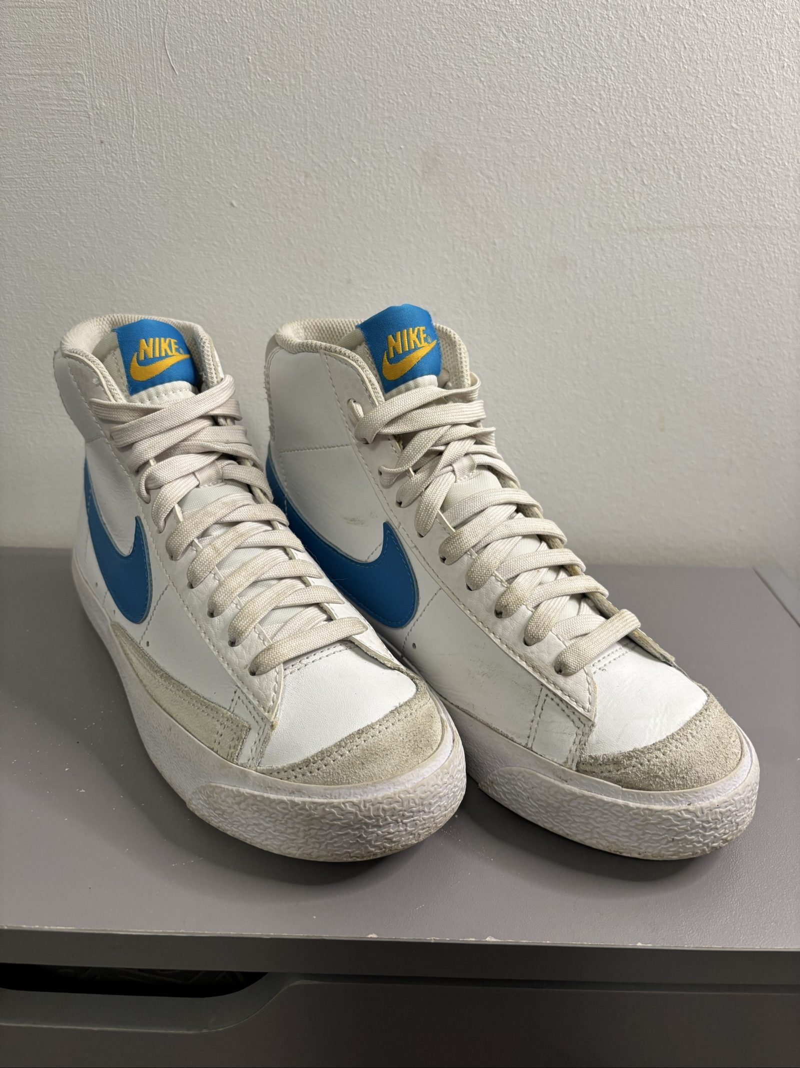 Nike White & Blue High-Top Leather & Suede Sneakers UK3.5