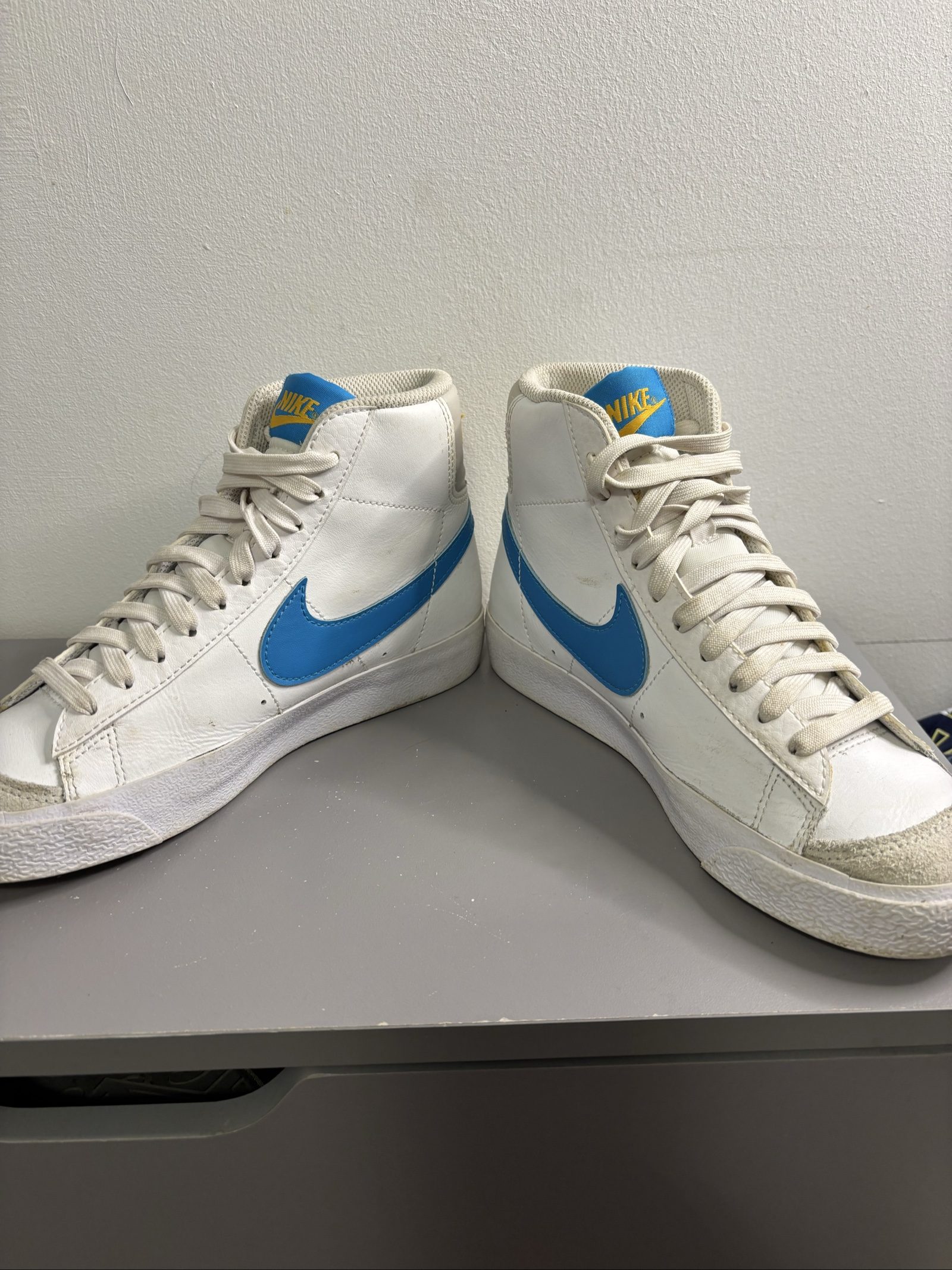 Nike White & Blue High-Top Leather & Suede Sneakers UK3.5 image 2
