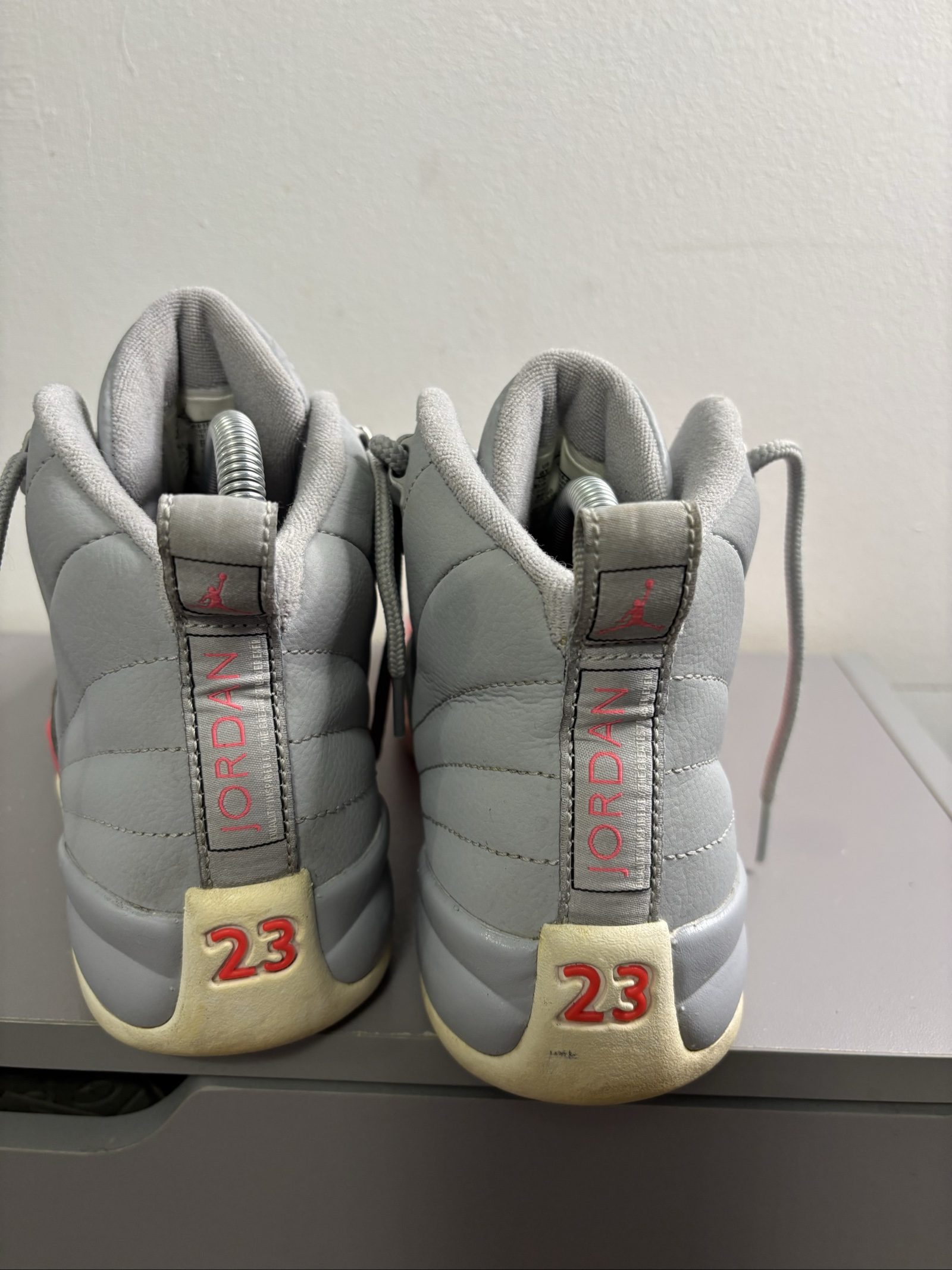 Nike Air Jordan 12 Grey & Pink Basketball Trainers UK 5.5 image 6