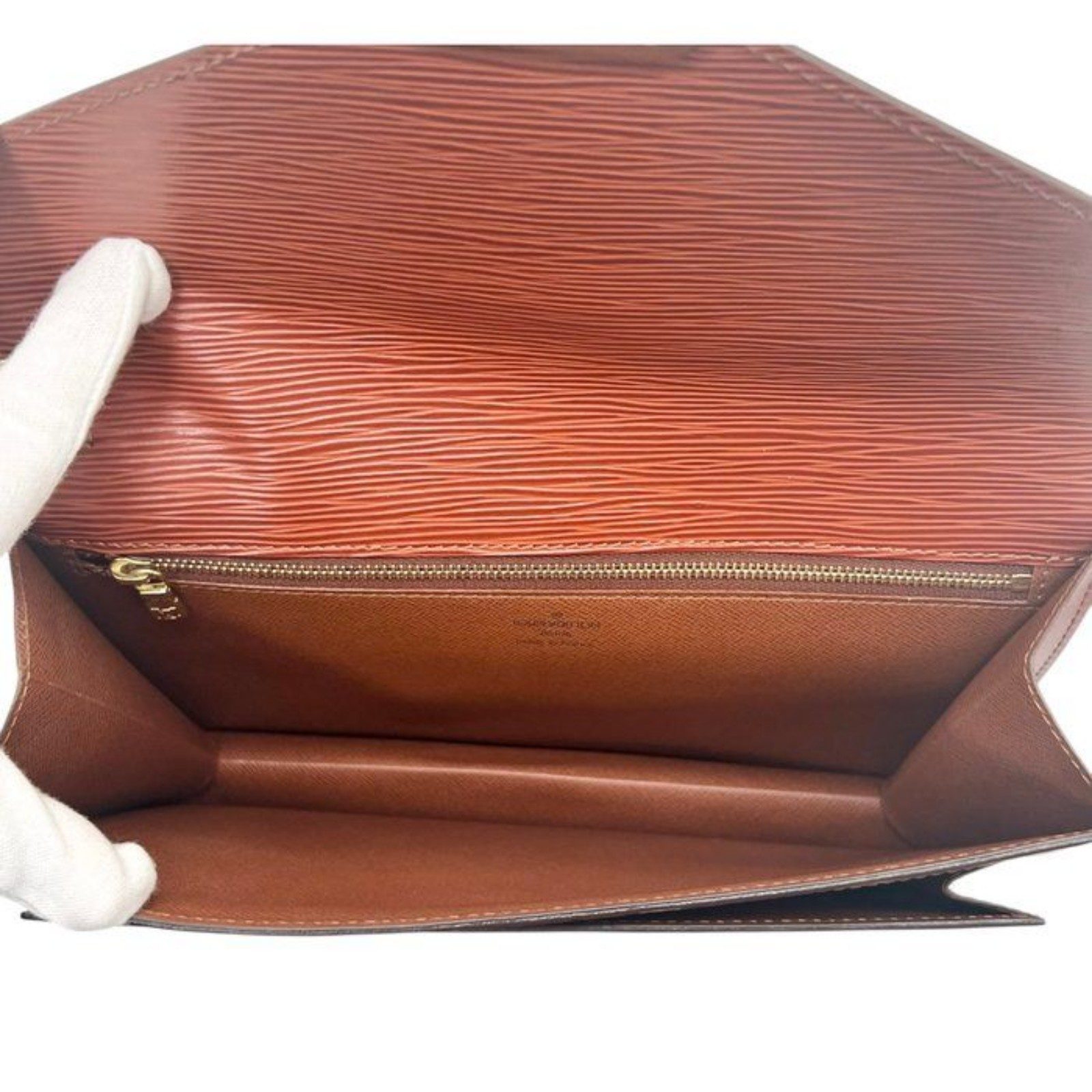 Louis Vuitton Dragonne Serie Brown Epi Leather Pochette Bag unisex image 10