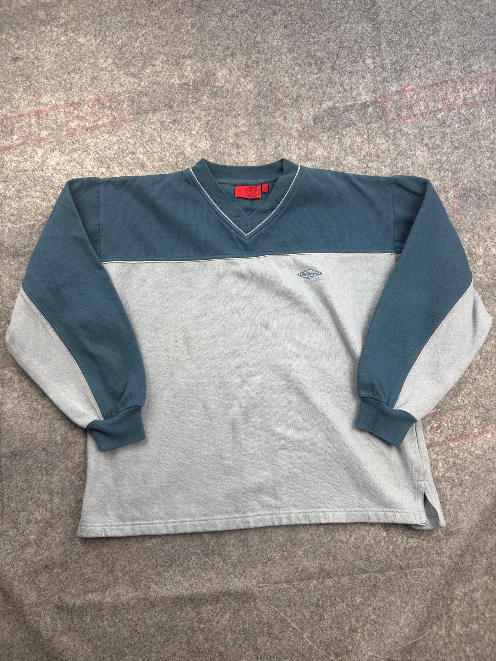 Vintage late 90's Lee Cooper Teal & Light Grey V‑Neck Sweatshirt Men’s M Colourblock