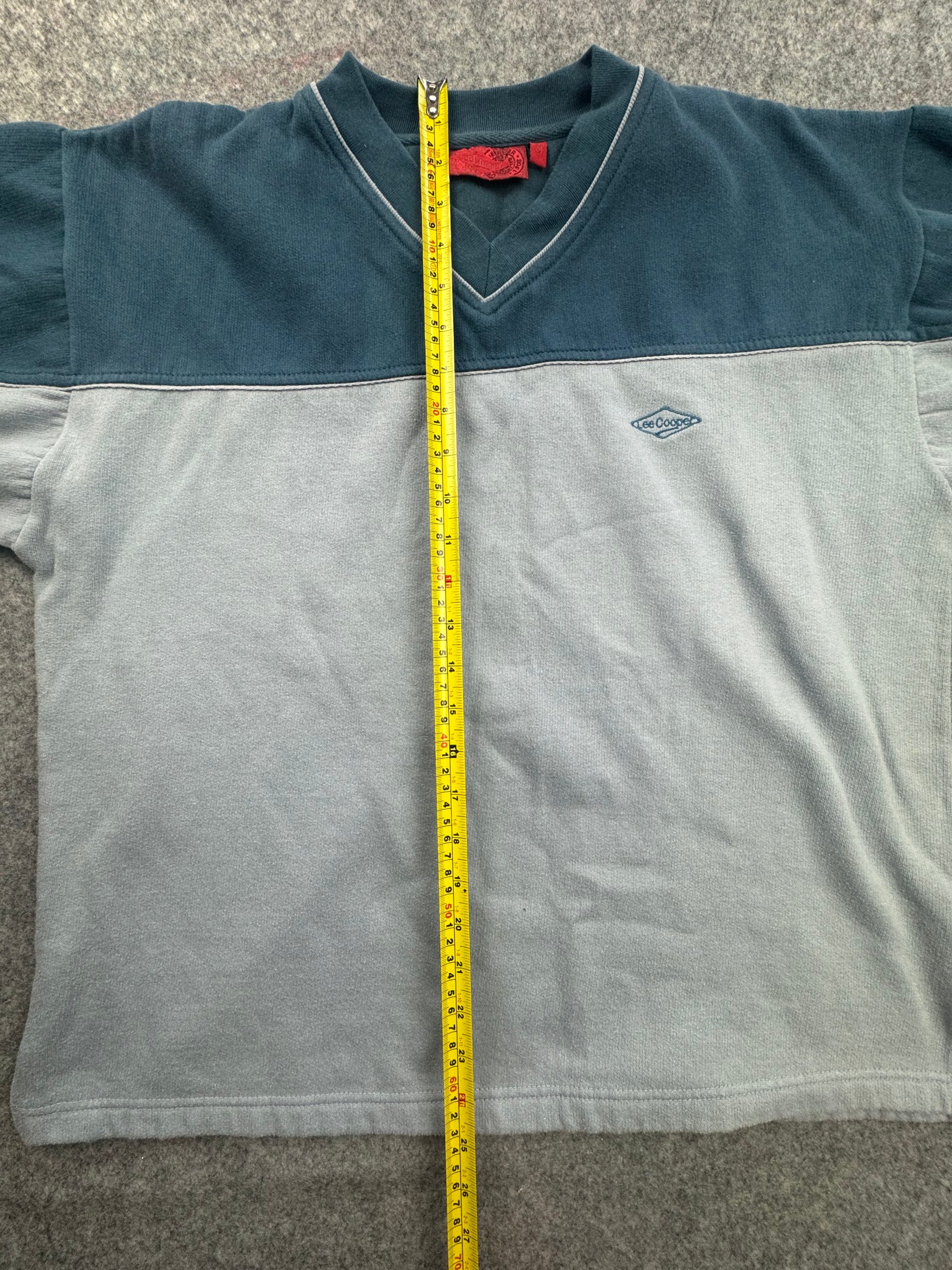 Vintage late 90's Lee Cooper Teal & Light Grey V‑Neck Sweatshirt Men’s M Colourblock image 6