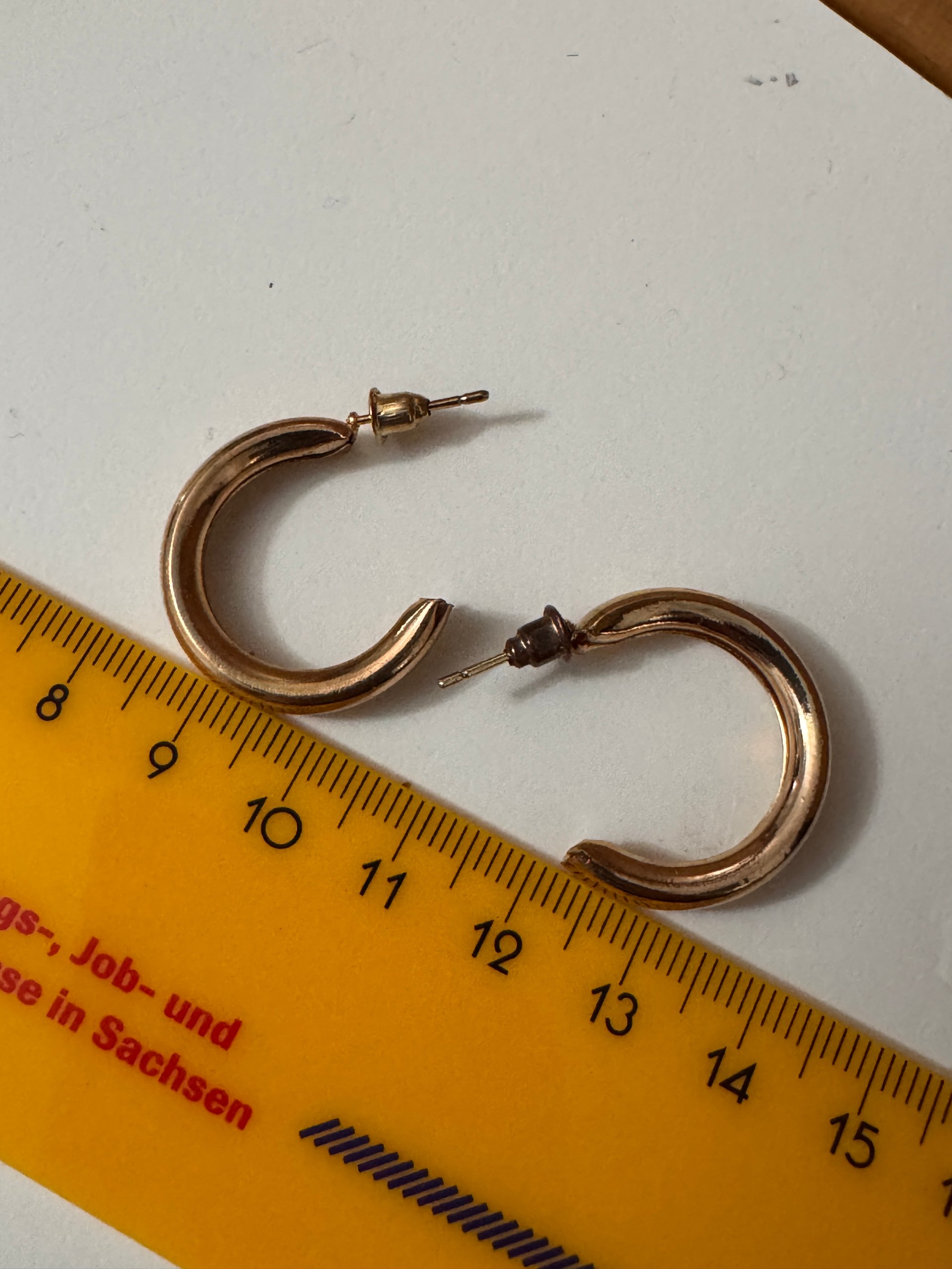 Gold Tone Chunky Hoop Earrings image 4