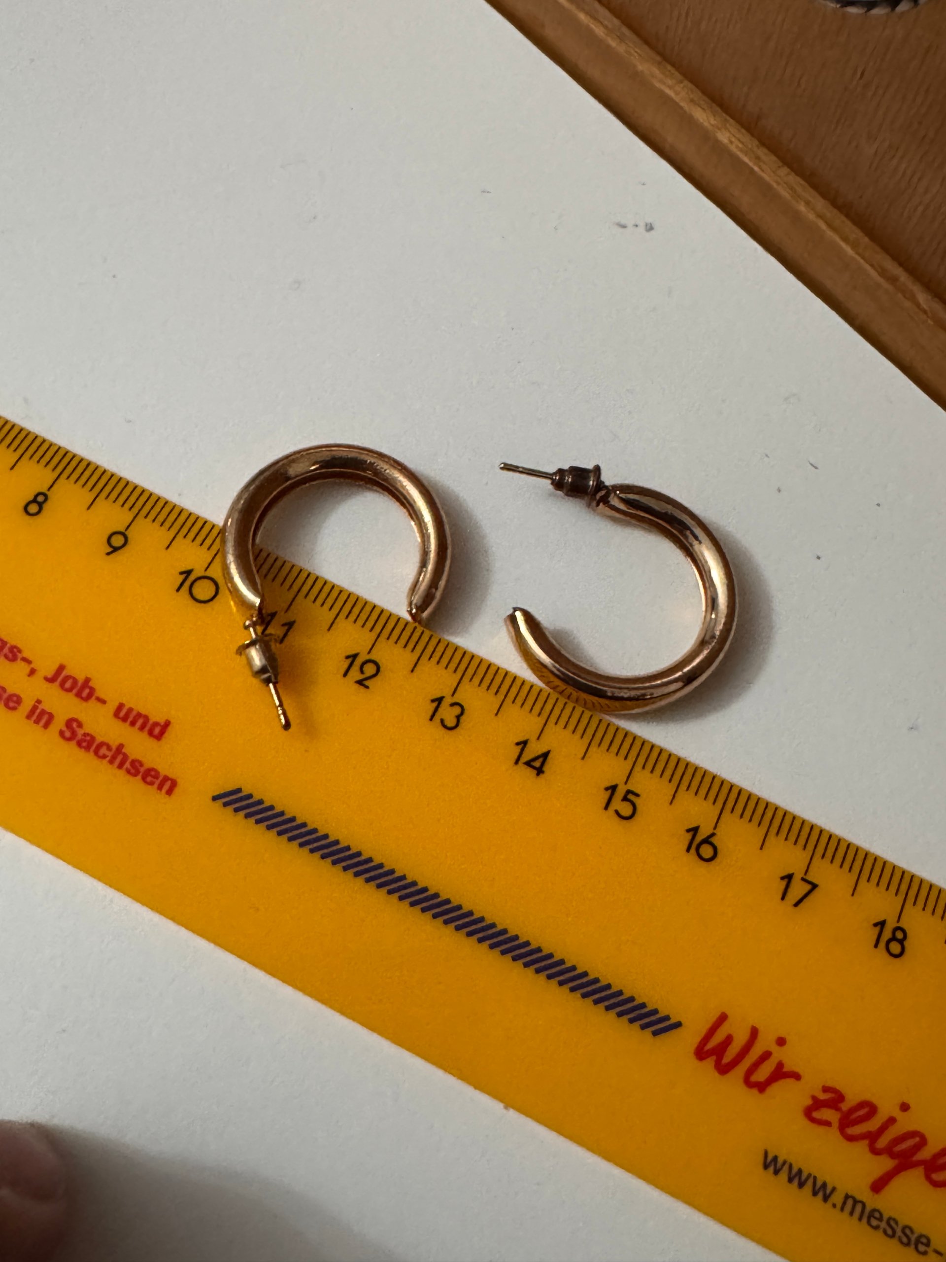 Gold Tone Chunky Hoop Earrings image 6
