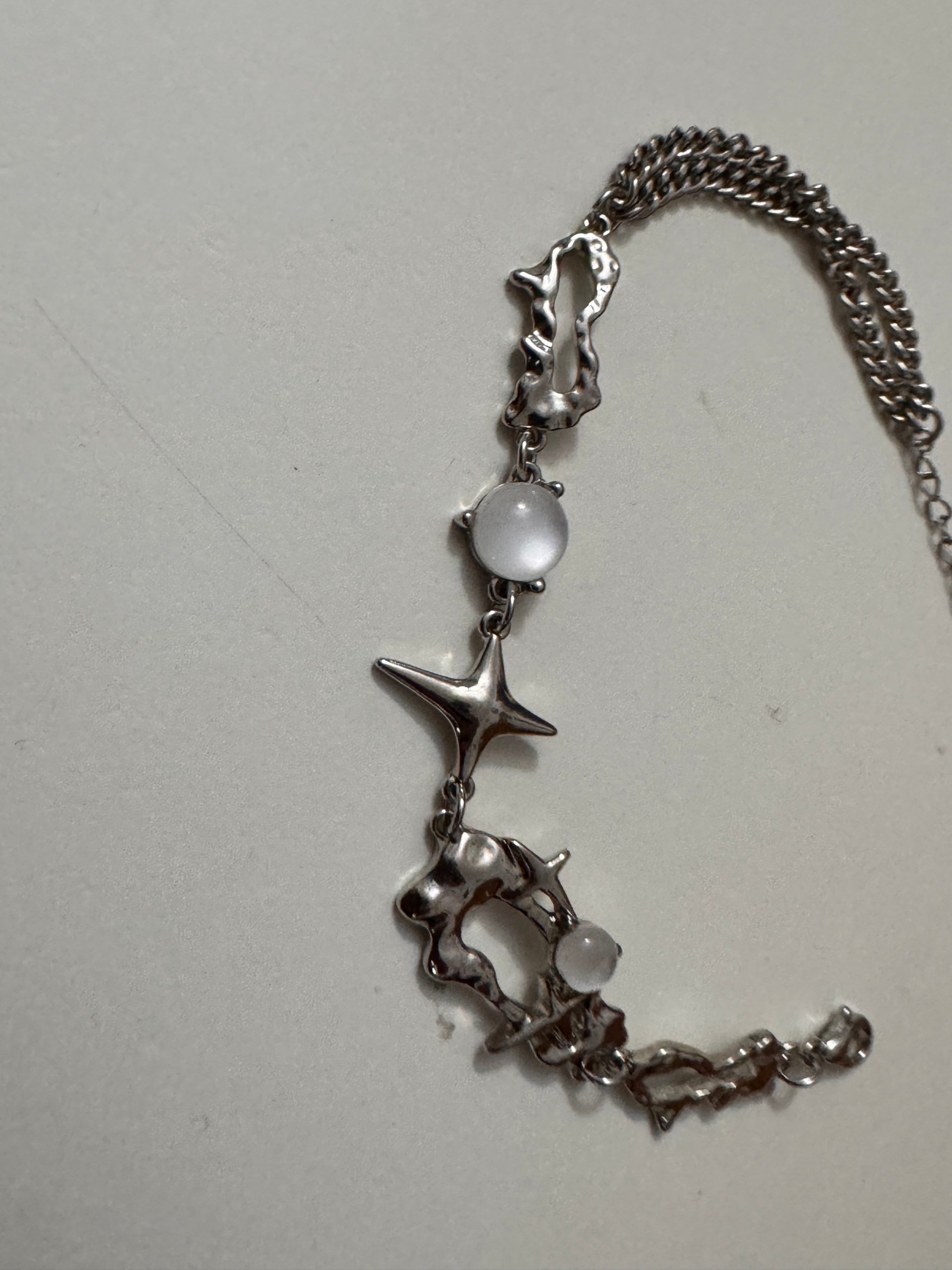 Silver Tone & White Beaded Metal Chain Bracelet Adjustable image 3