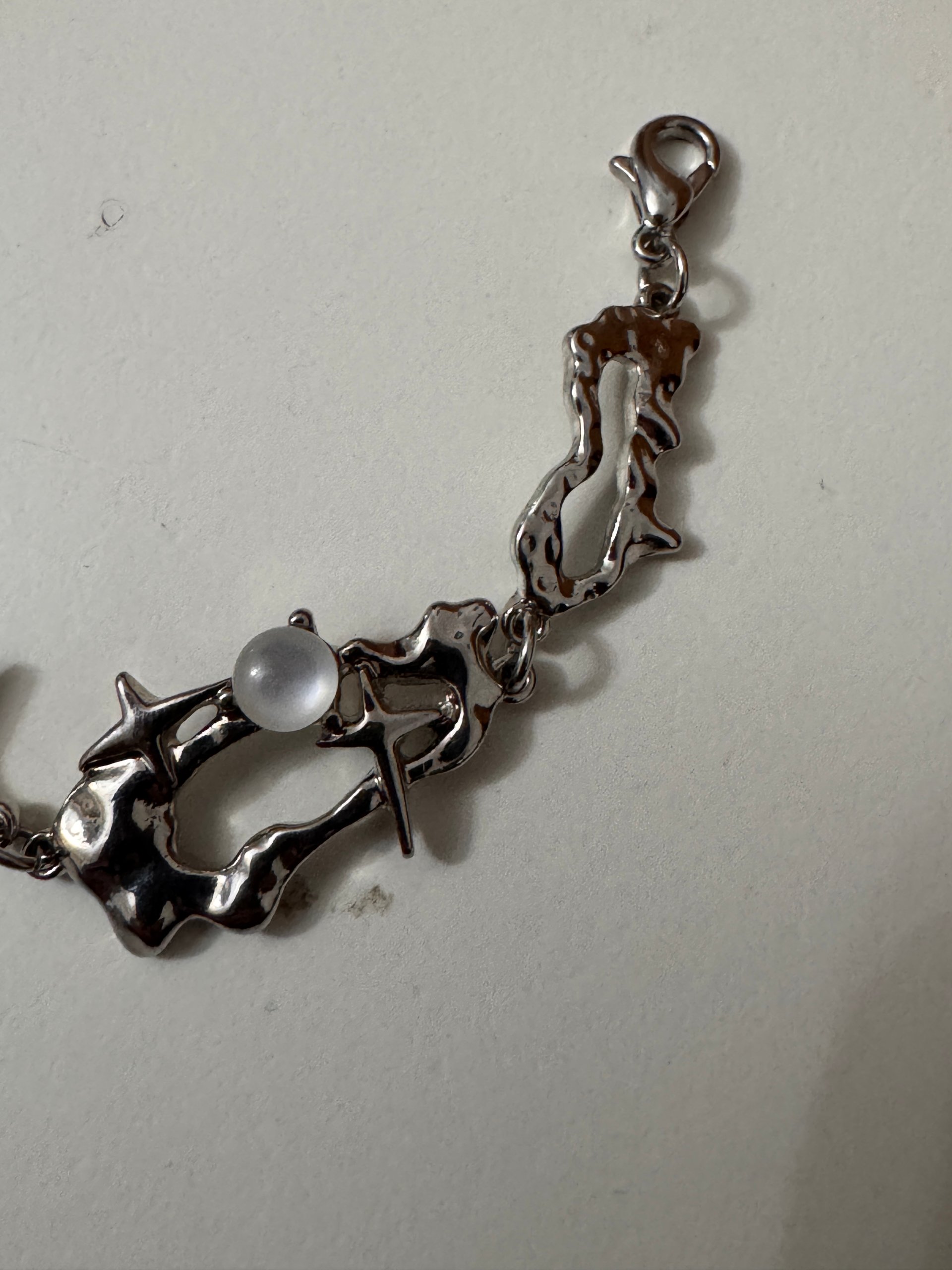 Silver Tone & White Beaded Metal Chain Bracelet Adjustable image 5
