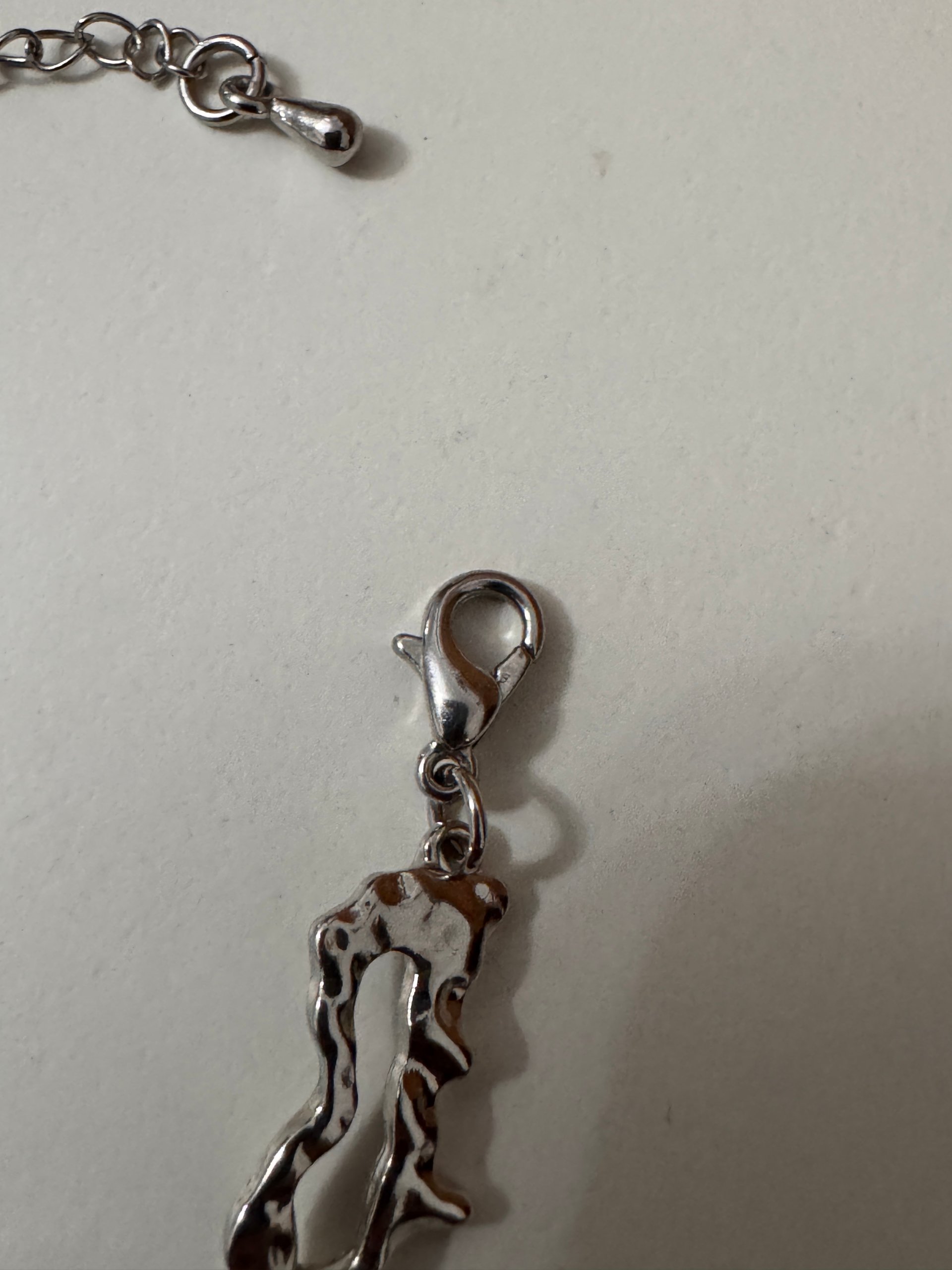 Silver Tone & White Beaded Metal Chain Bracelet Adjustable image 10