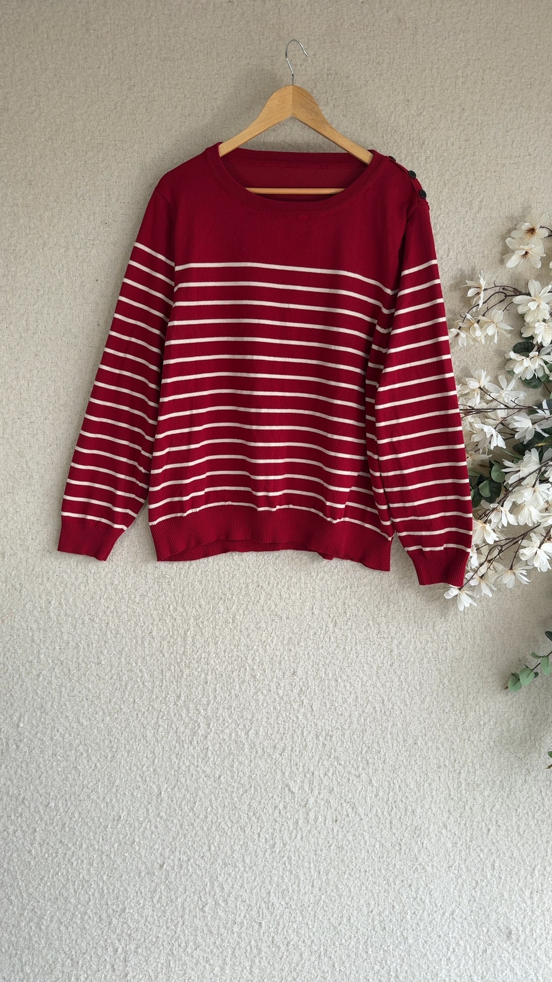 Sisley Red & White Striped Knit Jumper UK Medium Shoulder Button Detail