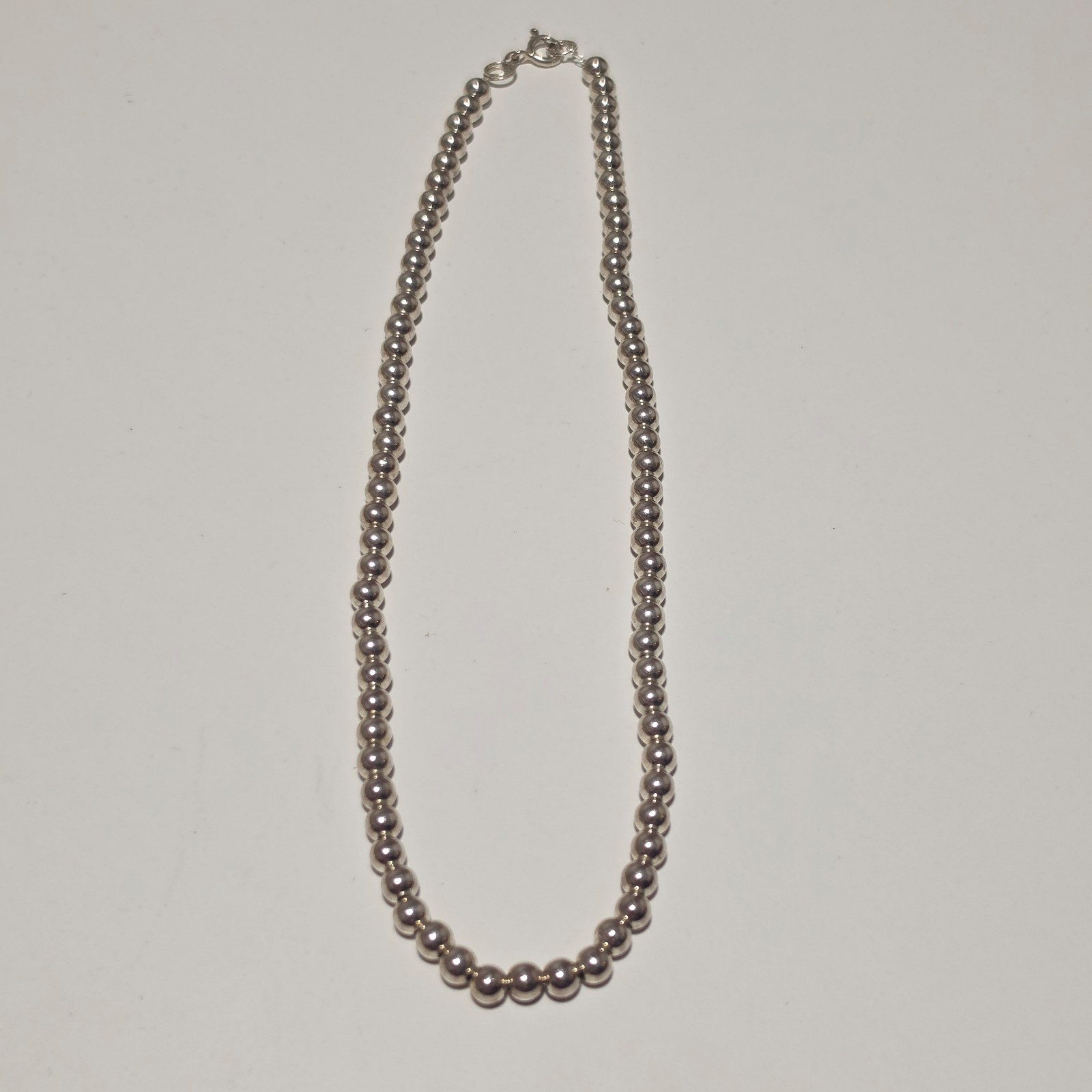 925 sterling Silver Beaded Necklace .b6
