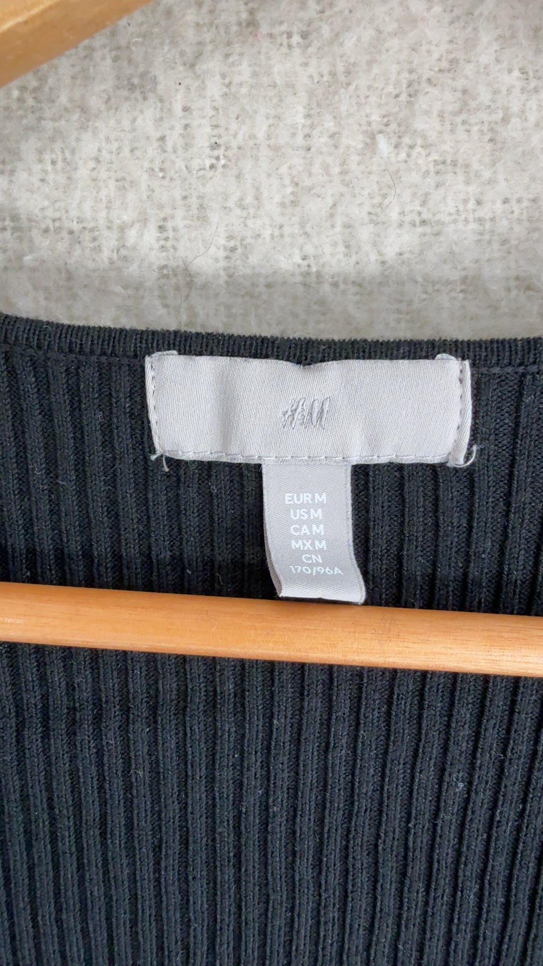 H&M Black Rib Knit Long Sleeve Top Medium Stylish Comfortable Layering image 2