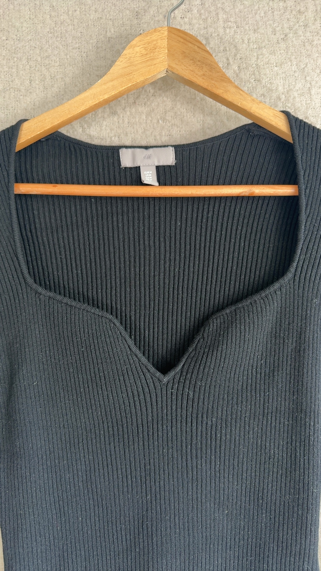 H&M Black Rib Knit Long Sleeve Top Medium Stylish Comfortable Layering image 3
