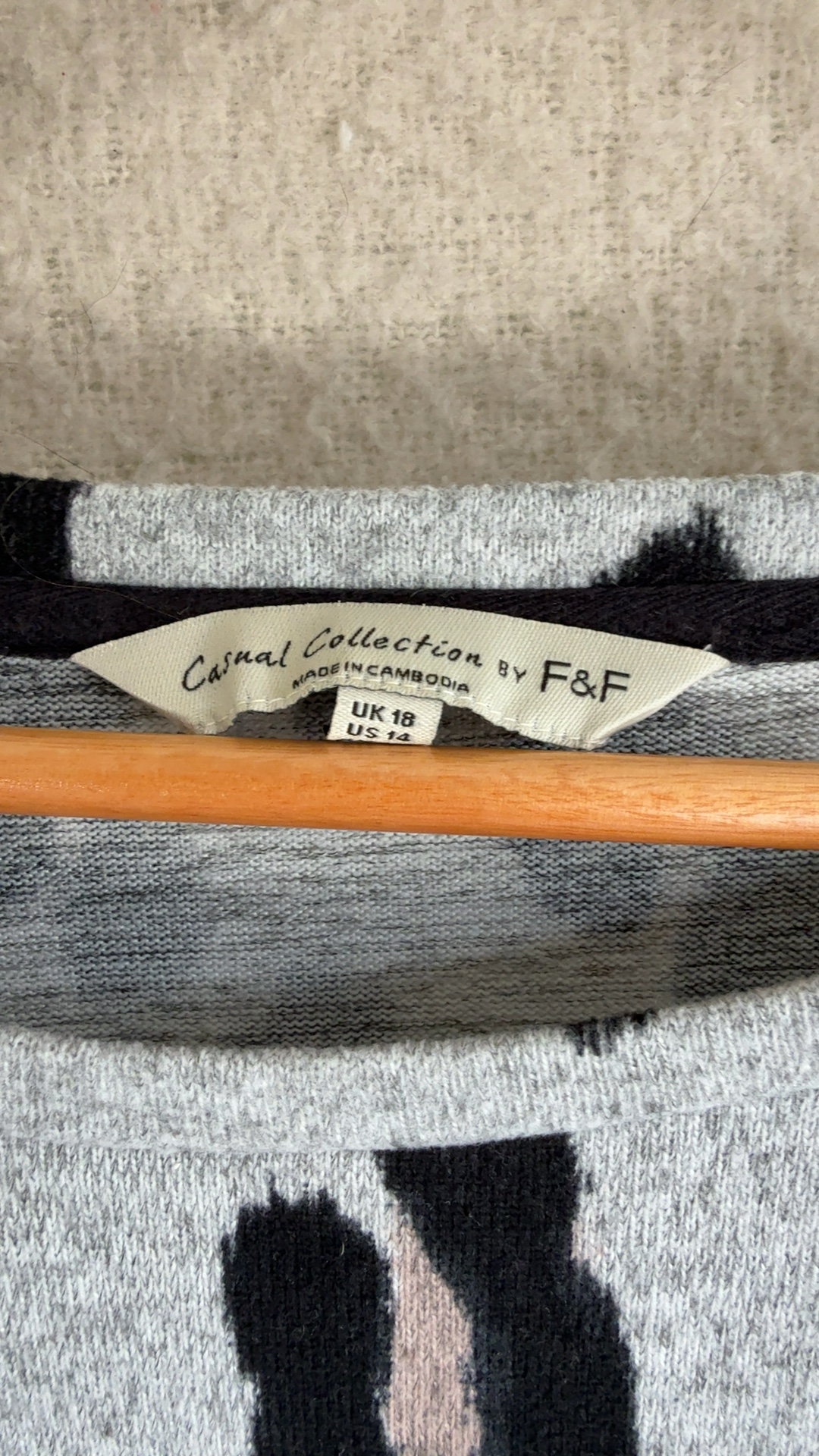 F&F Grey & Black Leopard Print Casual Top UK 18 Polyester Blend image 3