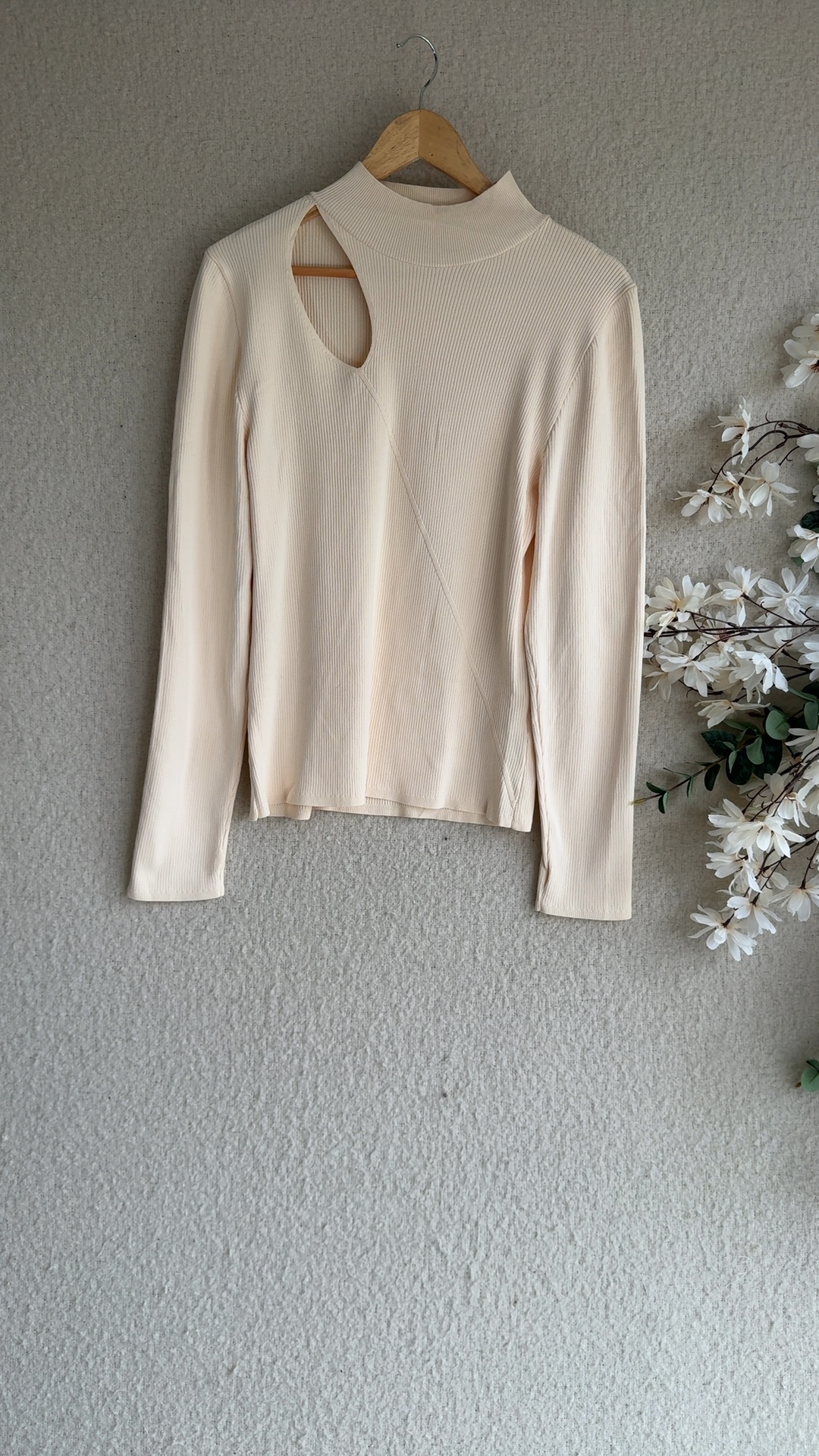 FW Bridge Cream Ribbed Cutout Neck Jumper Top UK 20 Polyamide