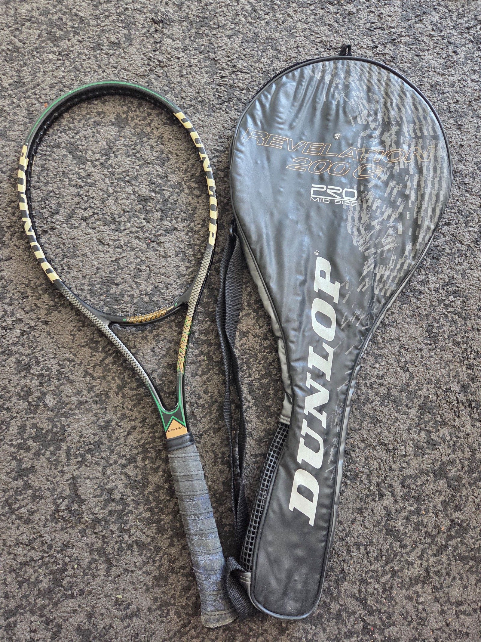 Dunlop Black Revelation 200g Pro Mid Size Tennis Racket with Case