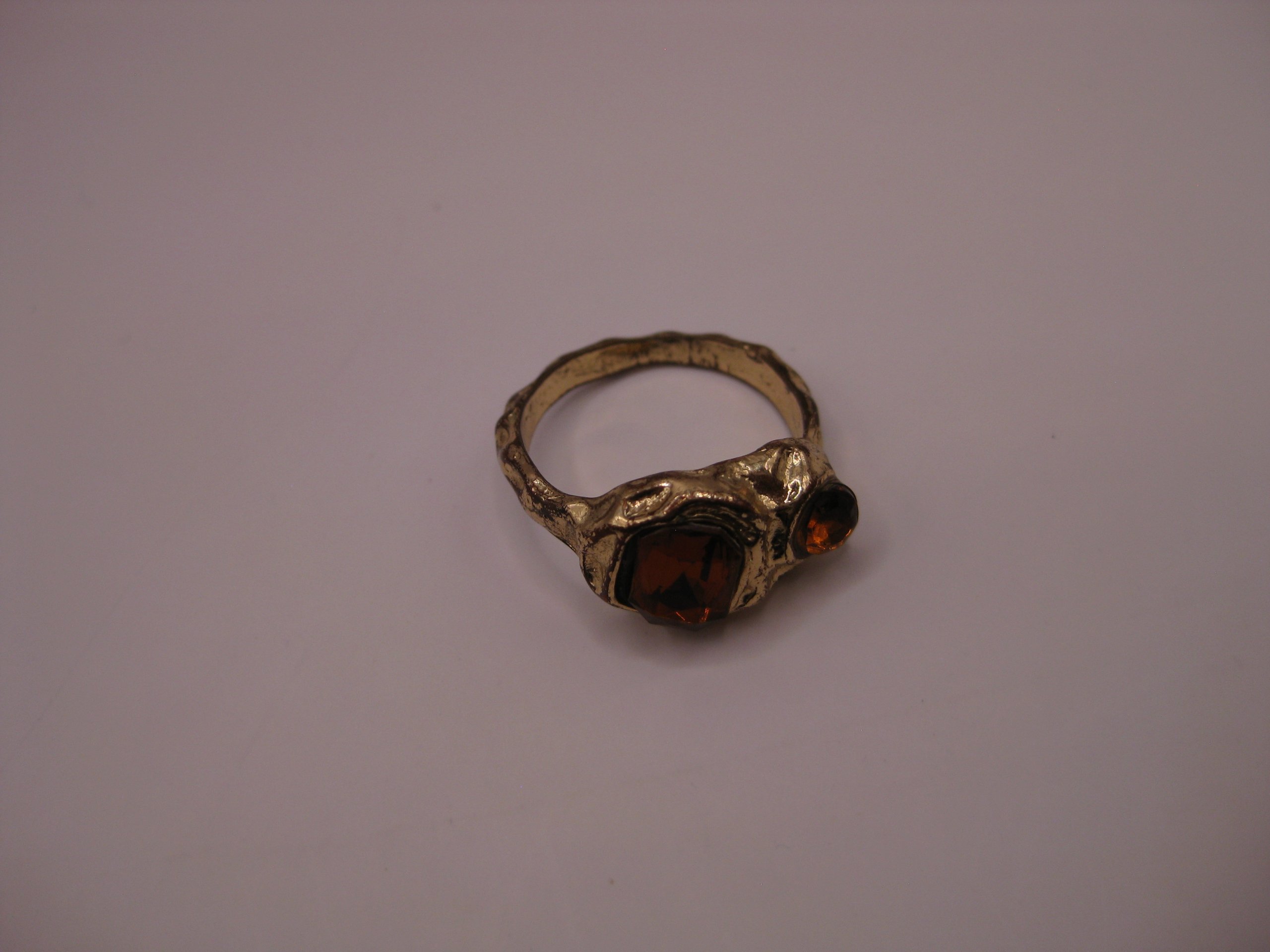 Vintage Gold Tone Ring with Orange Gems Unisex image 4